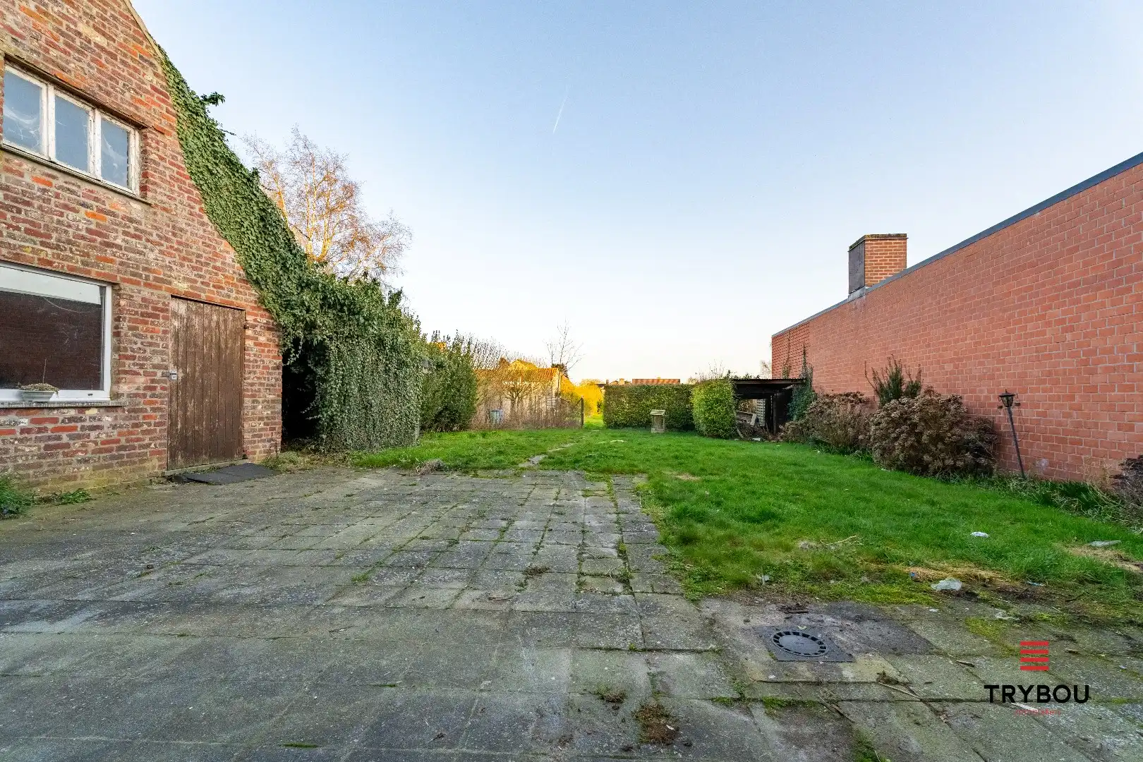 Te renoveren woning met garage en diepe tuin foto 16