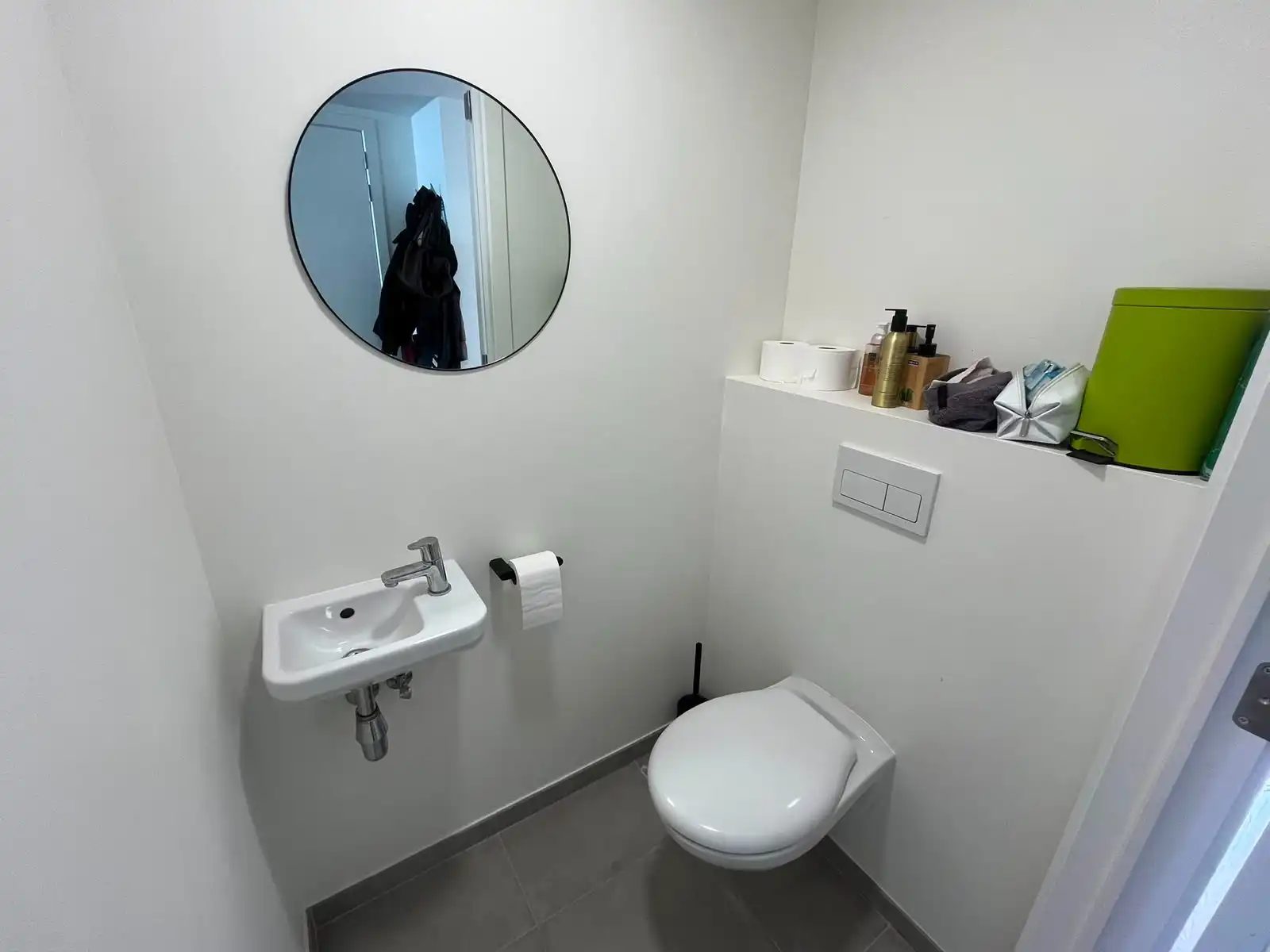 Nieuwbouwappartement met 2 slaapkamers aan de rand van het centrum foto 12