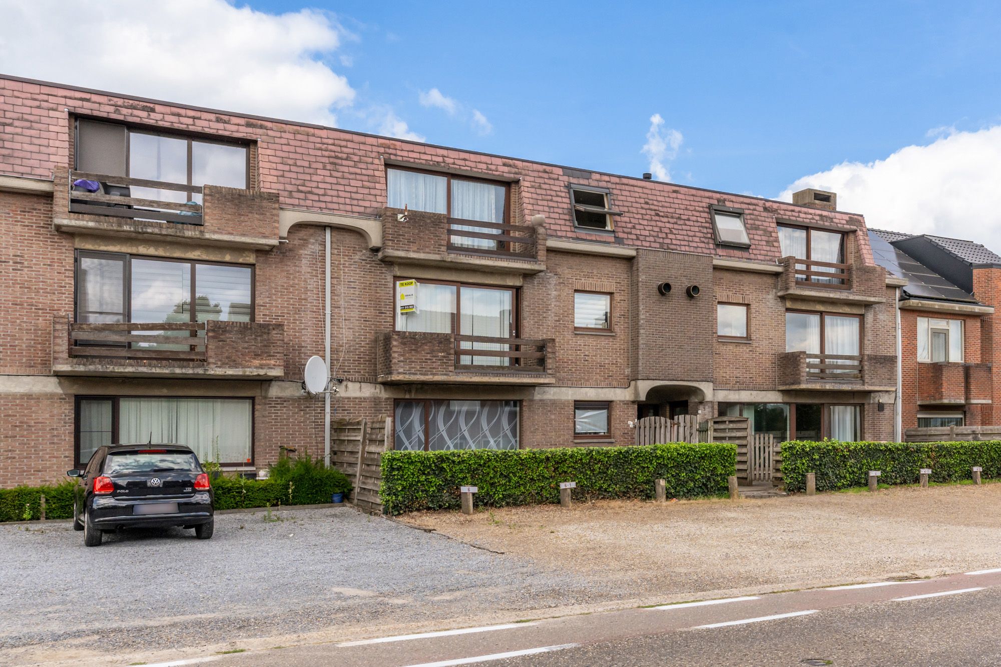 IDEALIS VASTGOED - APPARTEMENT OP 2e  VERDIEP MET RUIM 80M² BEWOONBARE OPPERVLAKTE, 2 SLAAPKAMERS EN BERGING IN HET HARTJE VAN BOCHOLT foto 3