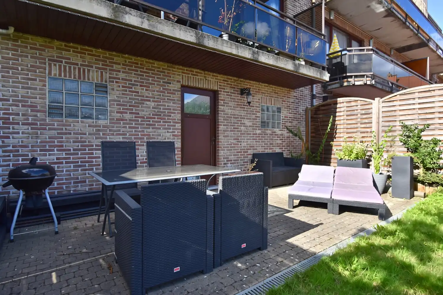 Gezellig 2-kamer appartement met terras én tuin foto 12