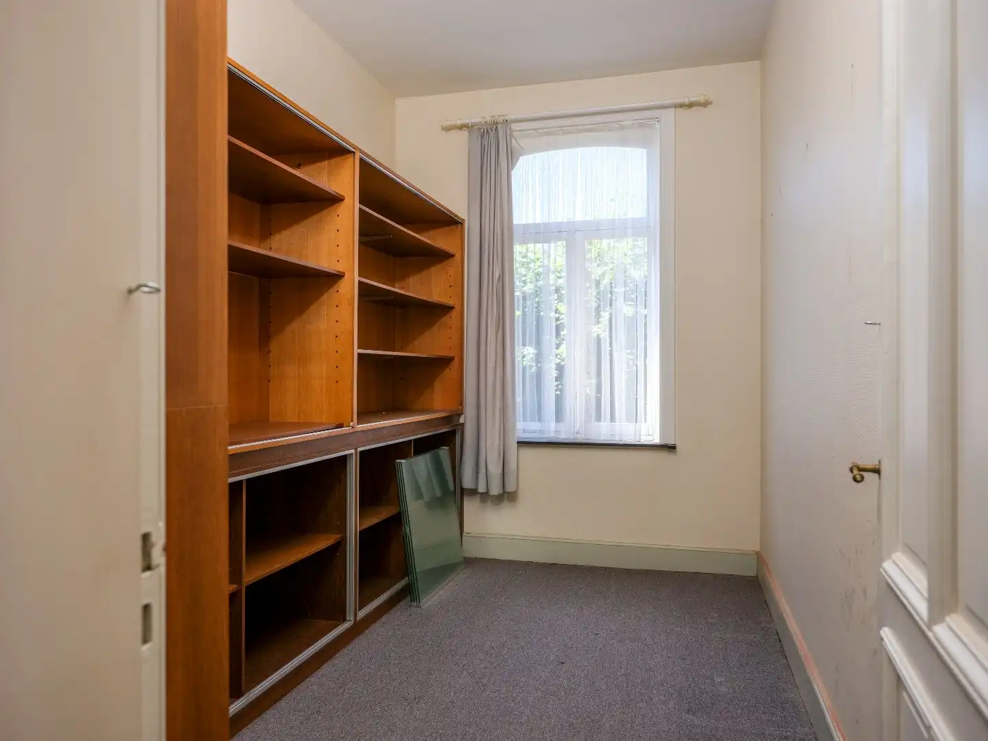 Karaktervolle woning met 8 slaapkamers en tuin te centrum Izegem foto 13