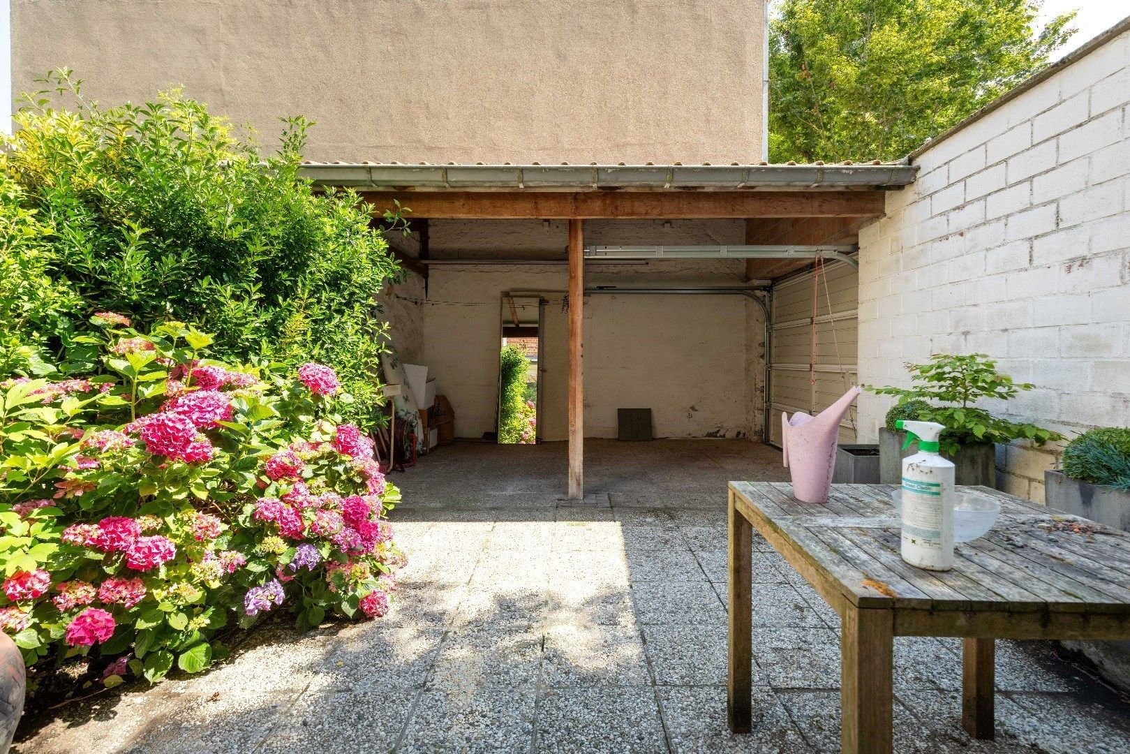 Uiterst goed gelegen halfopen woning met terras en tuin in de allerbeste buurt: Kristus-Koning! foto 5