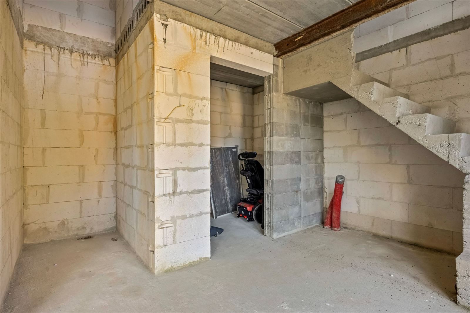 Ruime opbrengsteigendom te koop in Durbuy foto 43