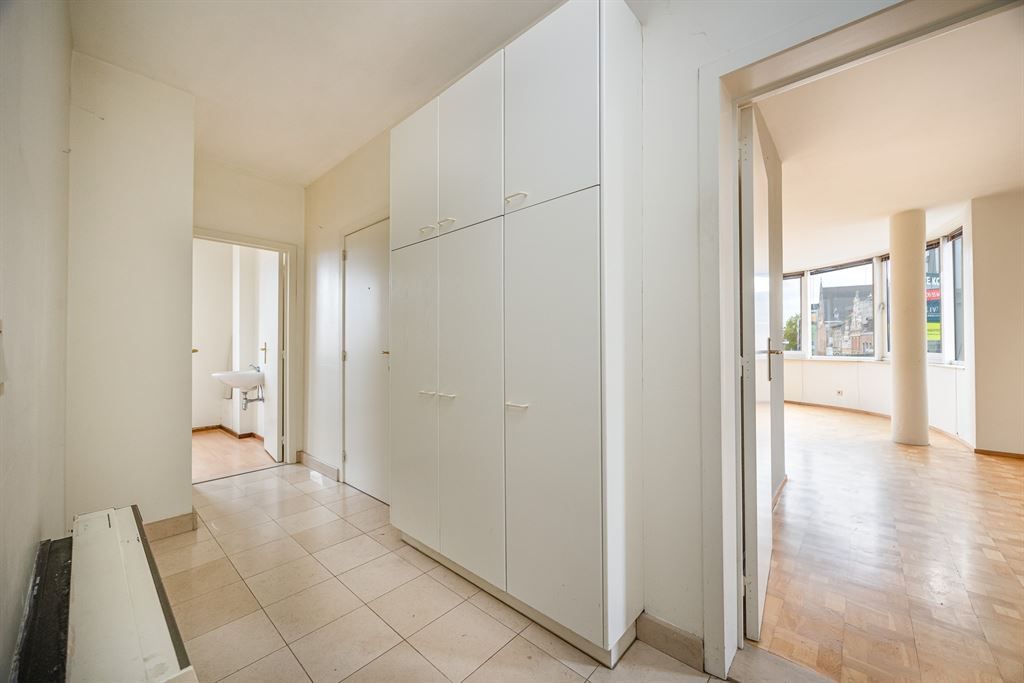 Lichtrijk appartement met 2 slaapkamers in centrum Leuven foto 12