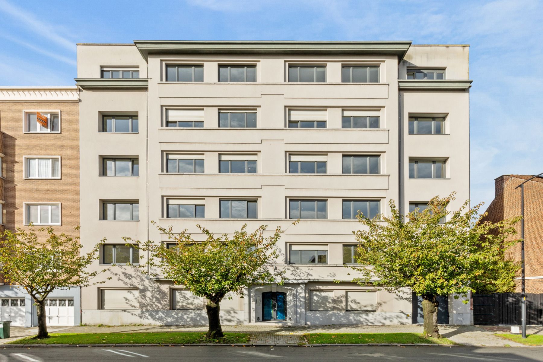 Volledig gerenoveerd appartement met dubbele garage in Ronse foto 18
