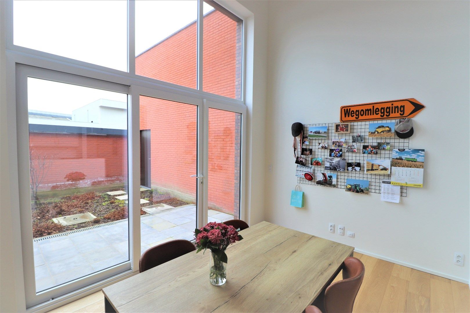Leuke stadswoning met garage foto 3
