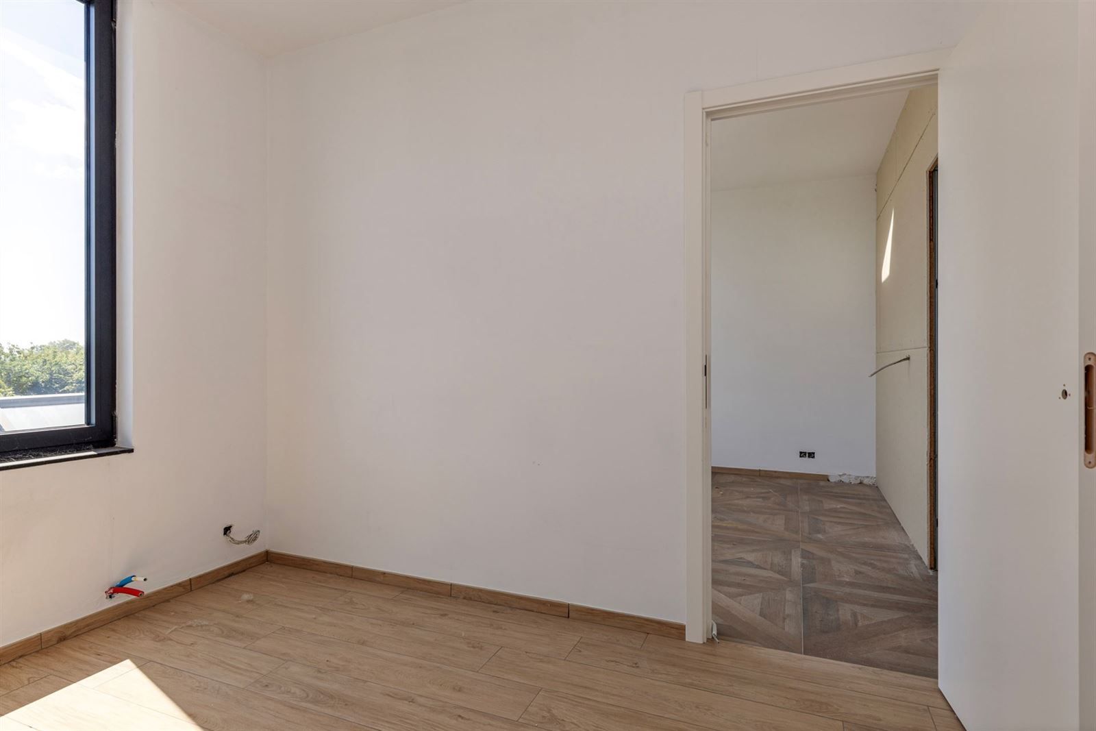 Handelspand + woonst en appartement TE KOOP te Lennik foto 10