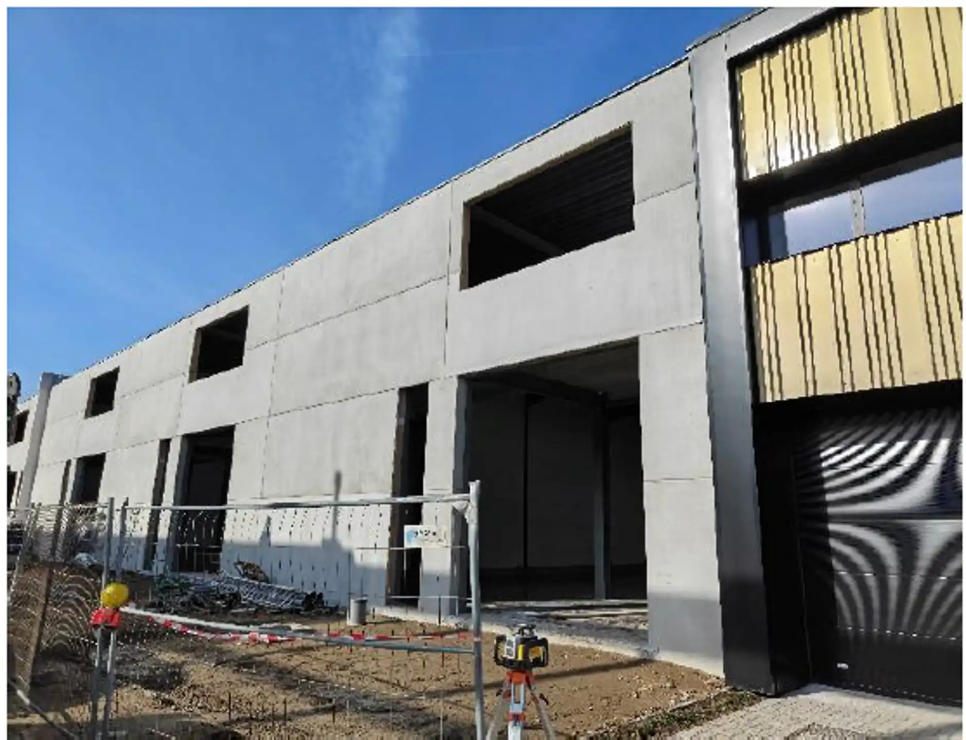 KMO - unit van 253 m². foto 3