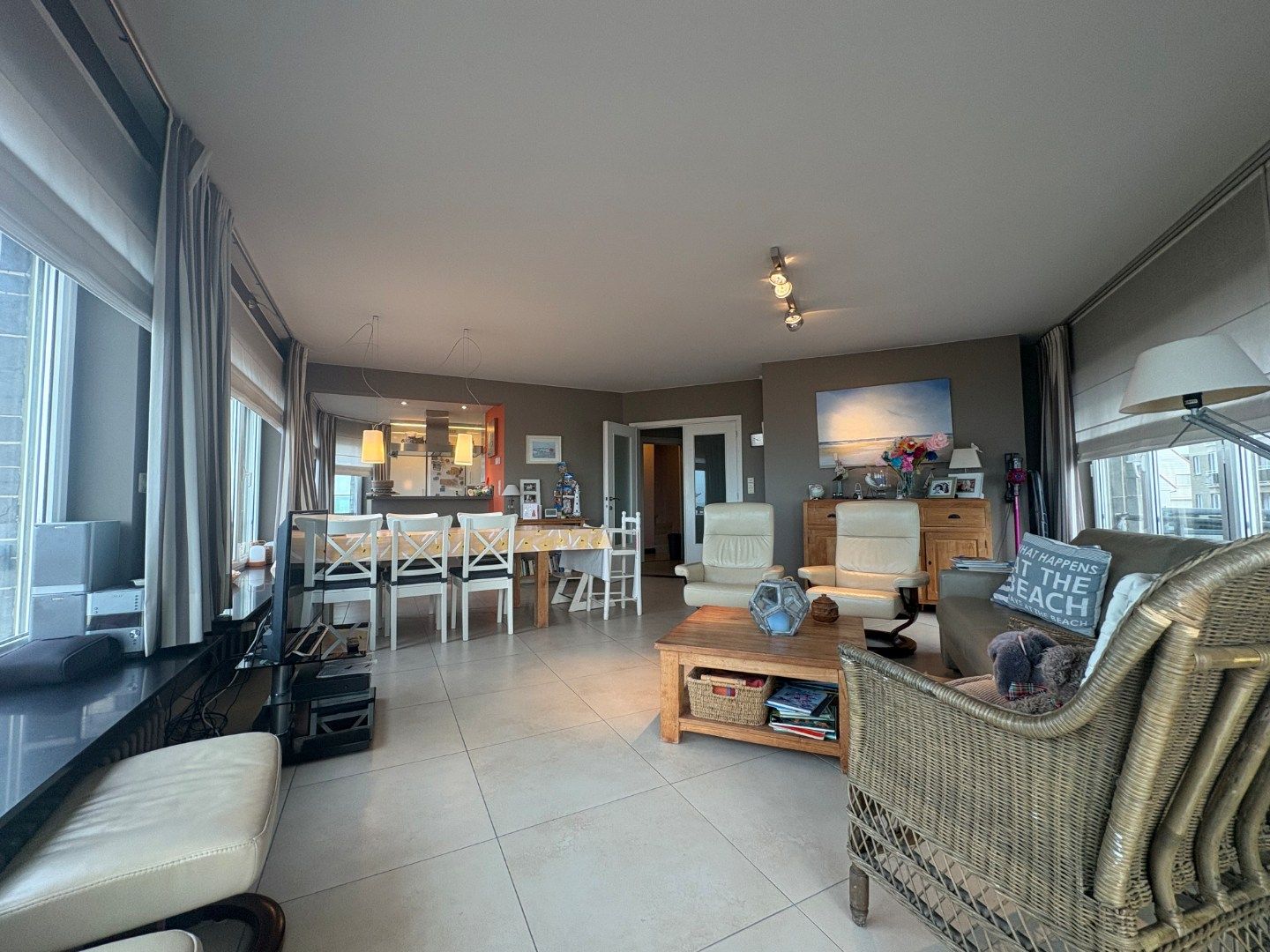 Uitzonderlijk aanbod – Ruim hoekappartement met 3 slaapkamers op de Zeedijk in Koksijde foto 8