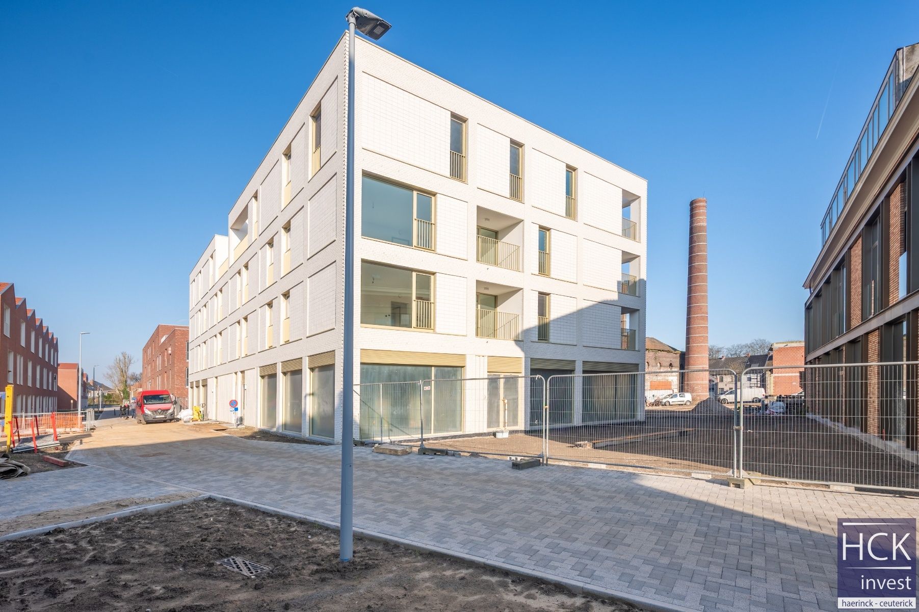 OUDENAARDE - Knap nieuwbouwappartement met 2 SLPK. en ruim terras! foto 1