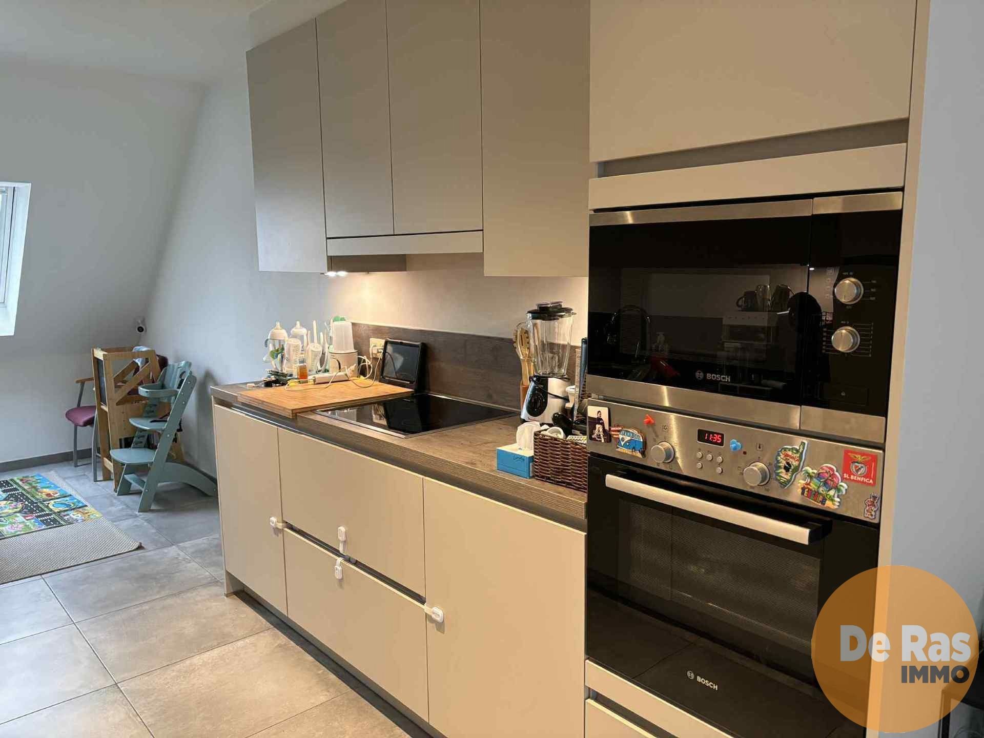 WETTEREN - Recent dakappartement op topligging! foto 4