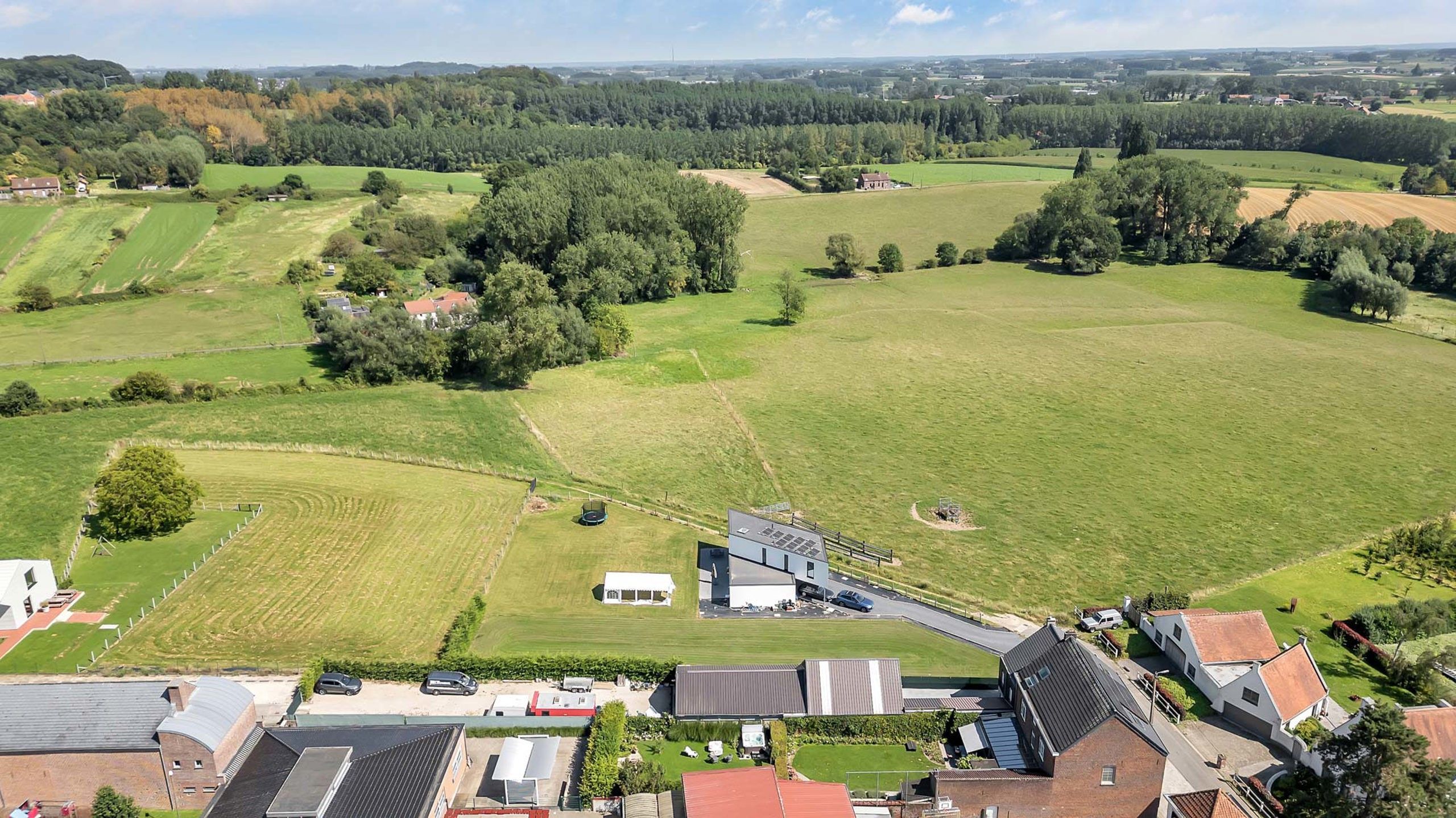 Ruim perceel op landelijke ligging met mooie verzichten foto 2