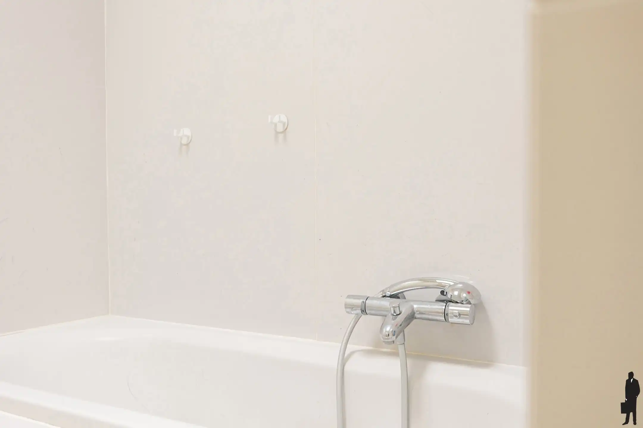 Instapklaar hoekappartement met terras & garage foto 10