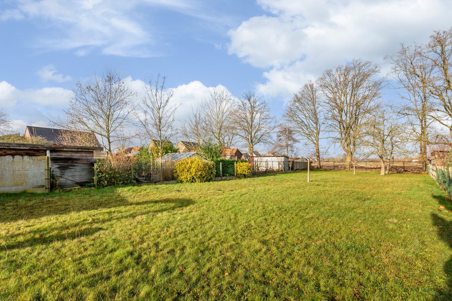 Goed onderhouden woning met tuin. foto 25