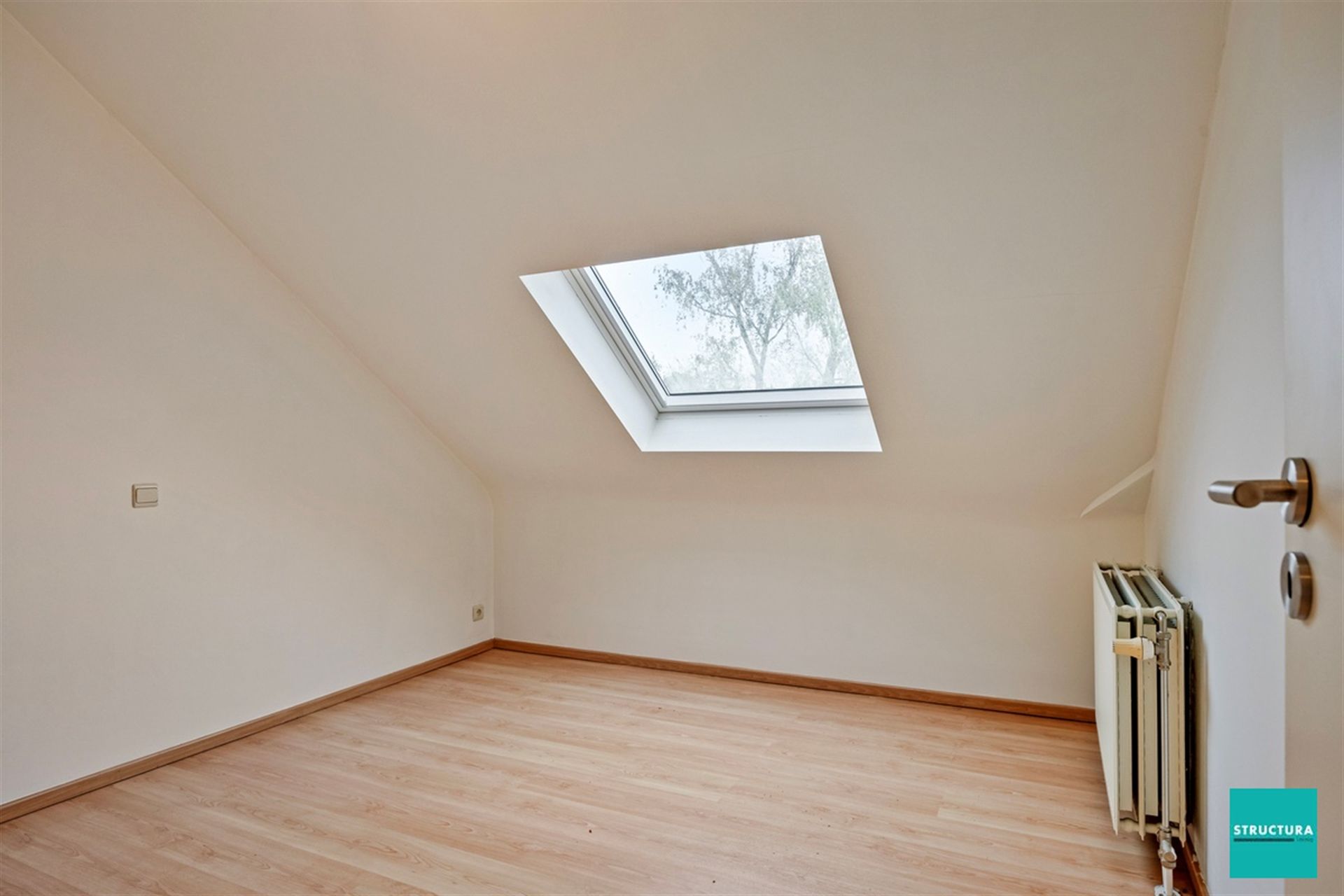 Rustig gelegen duplex-appartement vlakbij centrum en openbaar vervoer! foto 9