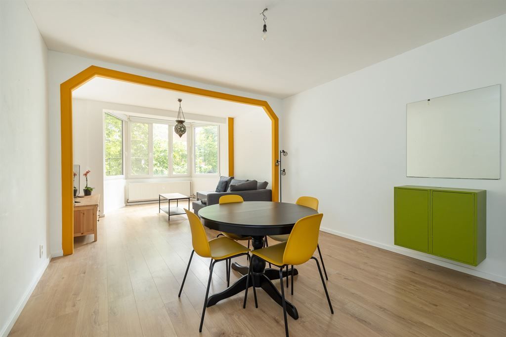 Charmant appartement met ensuite badkamer foto {{pictureIndex}}