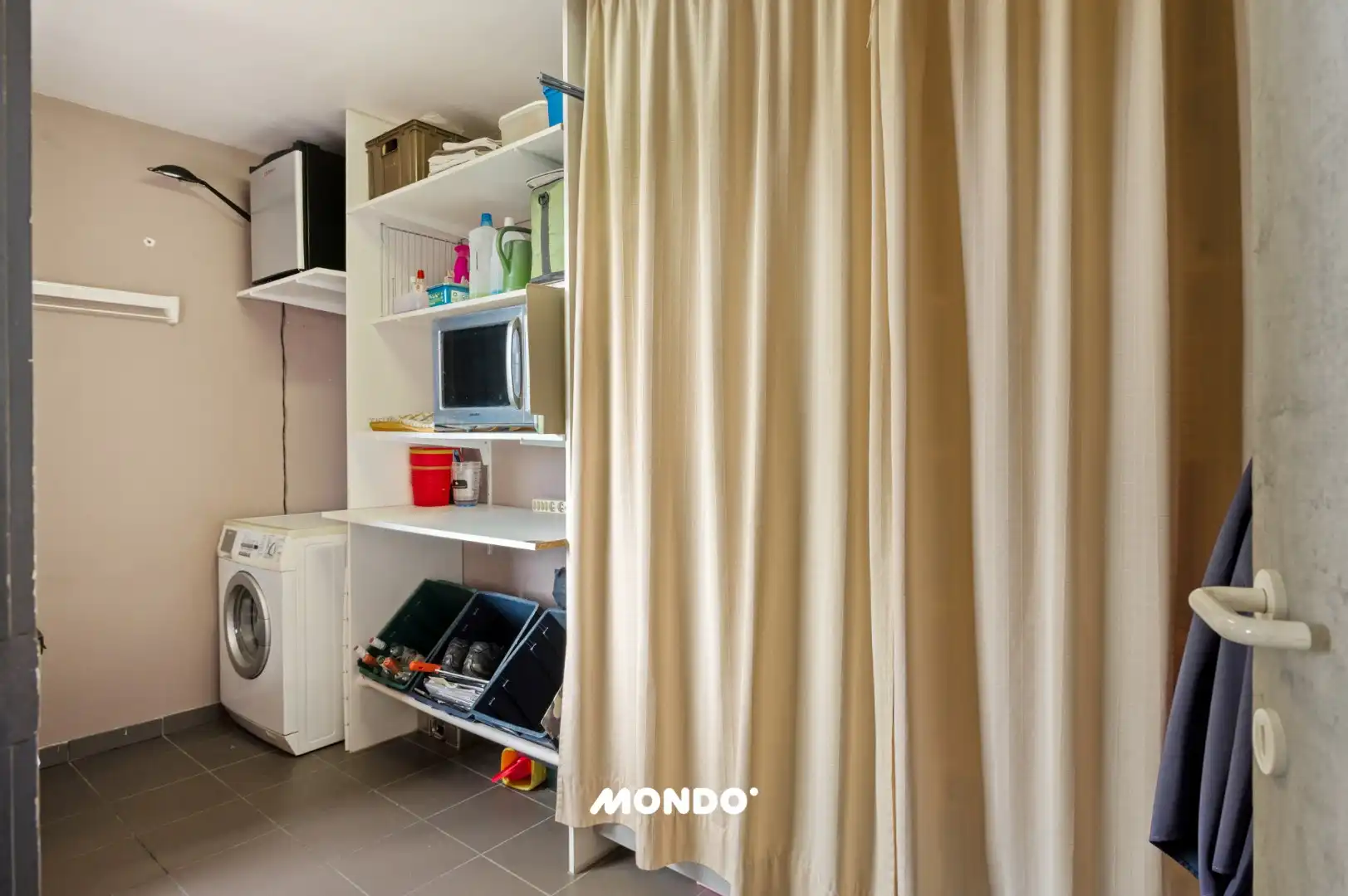 Ruim duplexappartement met 3 slaapkamers, terras en garage foto 6