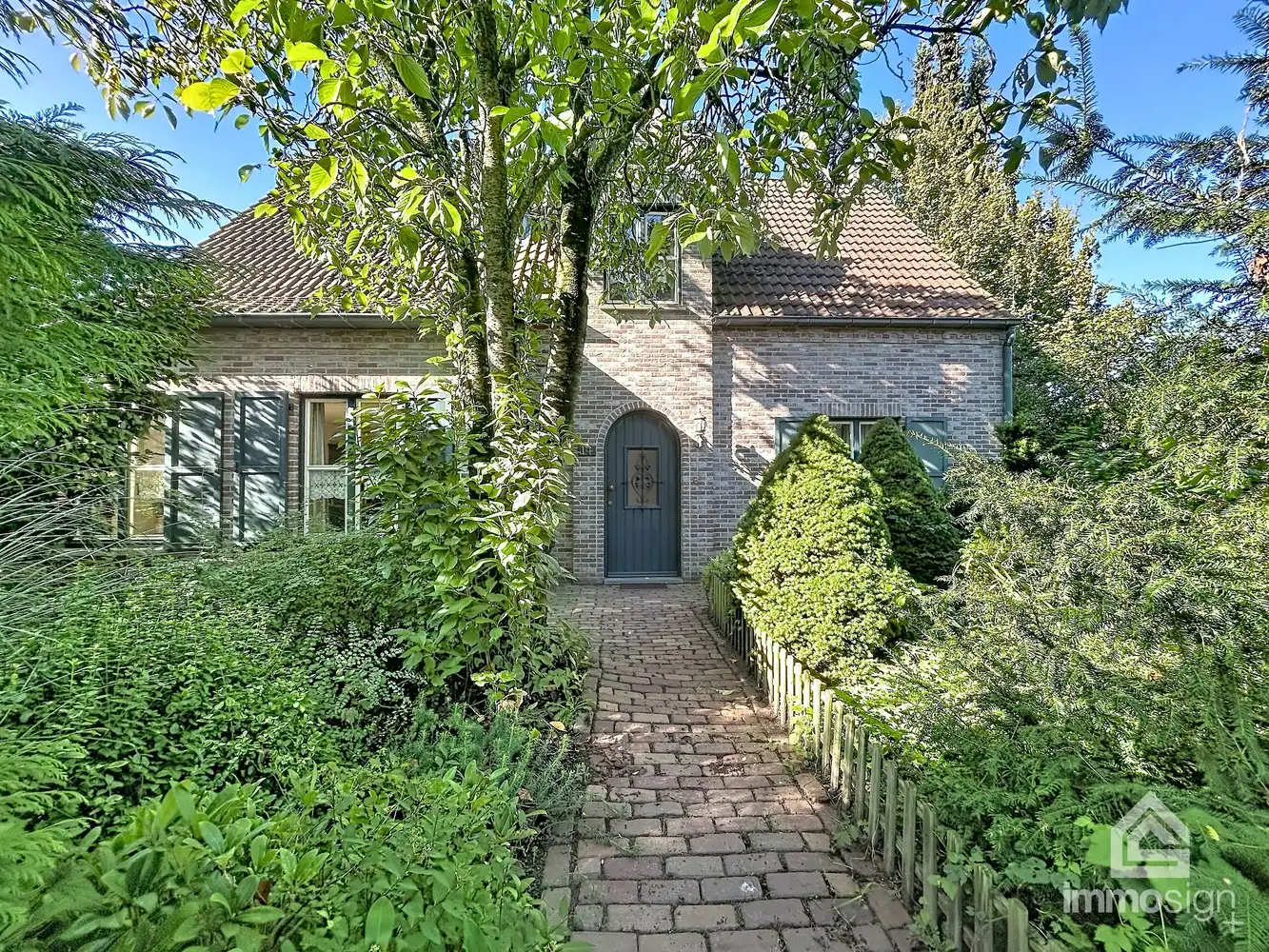 Charmante, ruime, gezinswoning met 4 slaapkamers te Hamont! foto 33