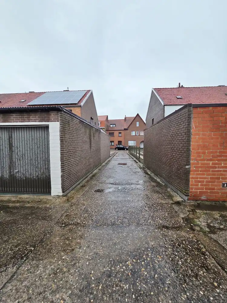 Garagebox in woonwijk foto 5