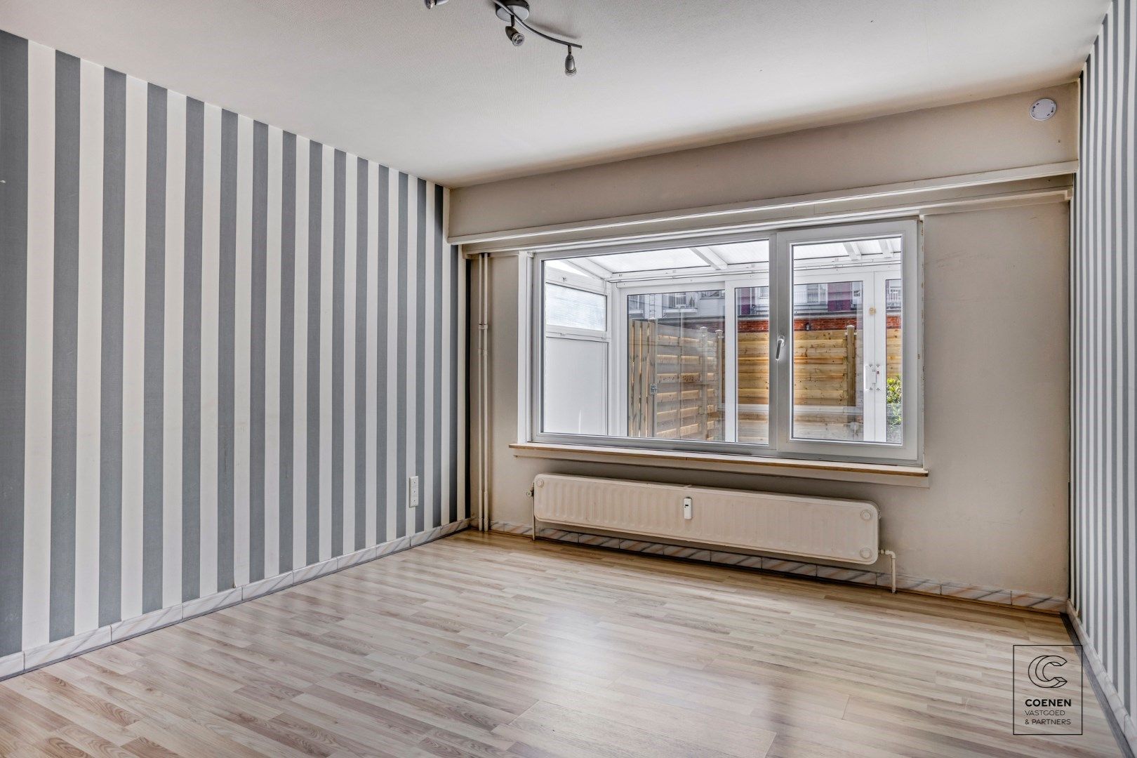 Instapklaar gelijkvloers appartement van 81m² en 2 slaapkamers te Deurne! foto 8