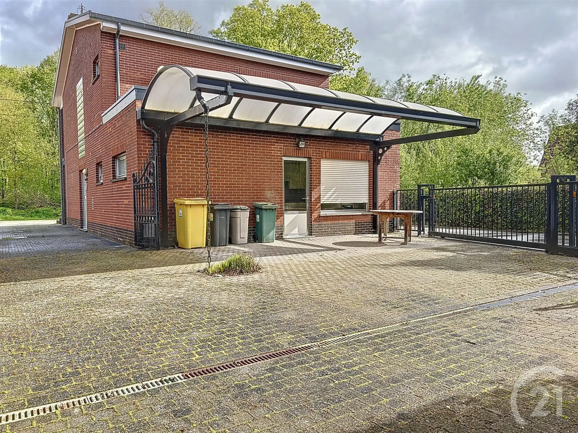 Gerenoveerde ruime woning te huur! foto 4