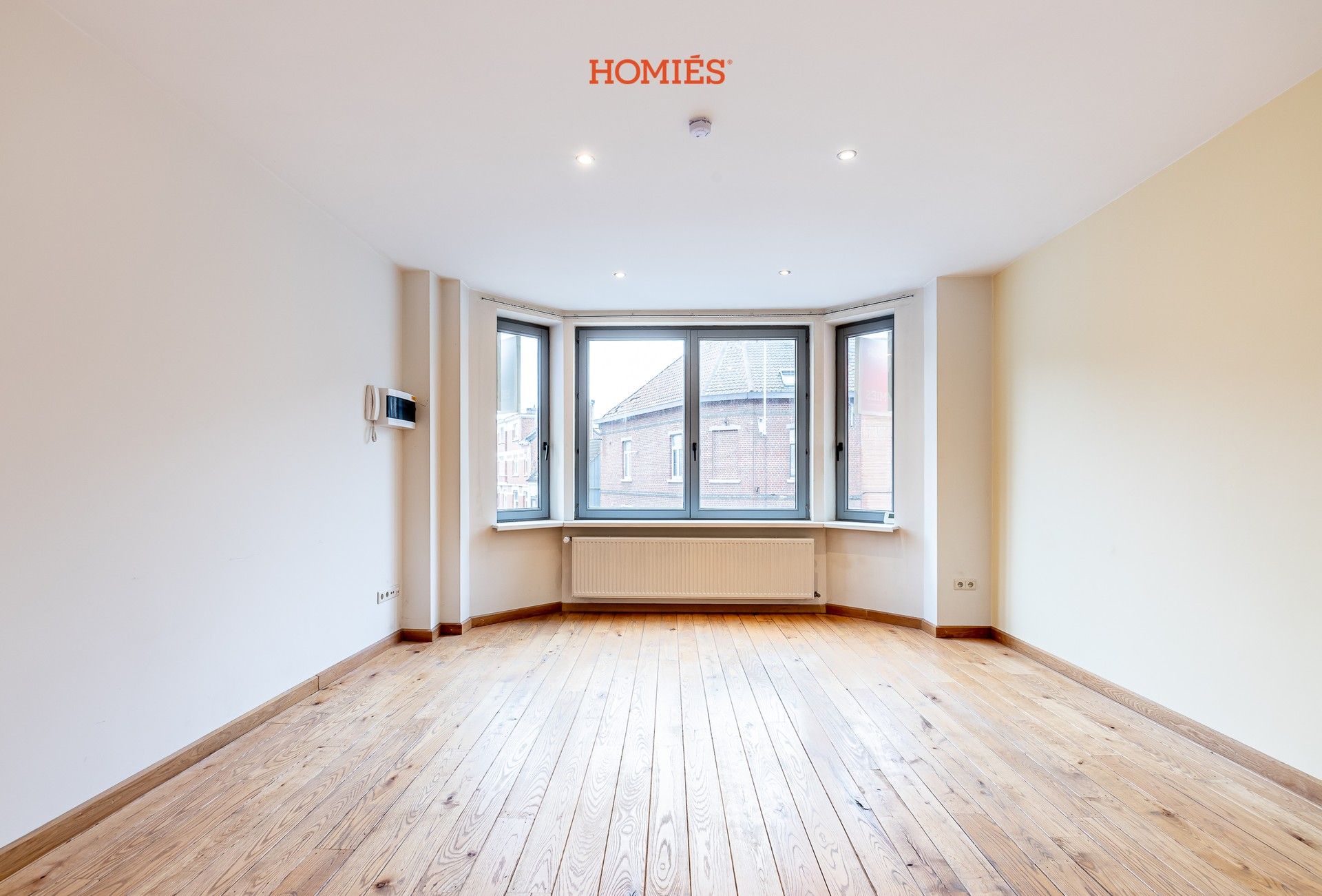 Lichtrijk 1-slaapkamerappartement op toplocatie foto {{pictureIndex}}