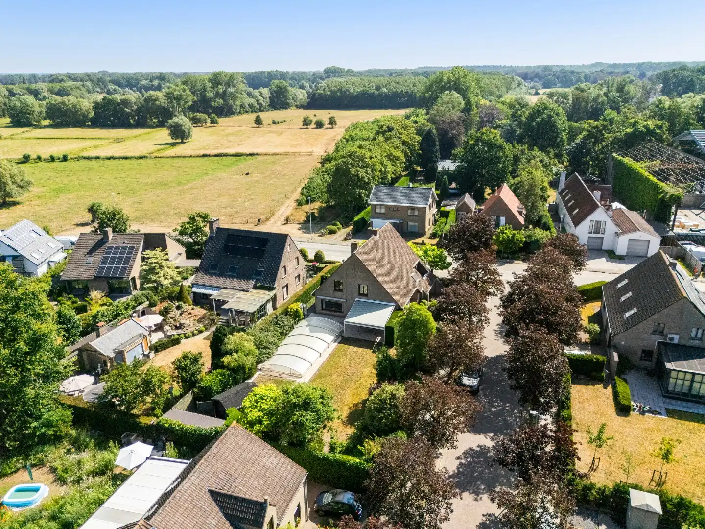 Alleenstaande villa foto 32