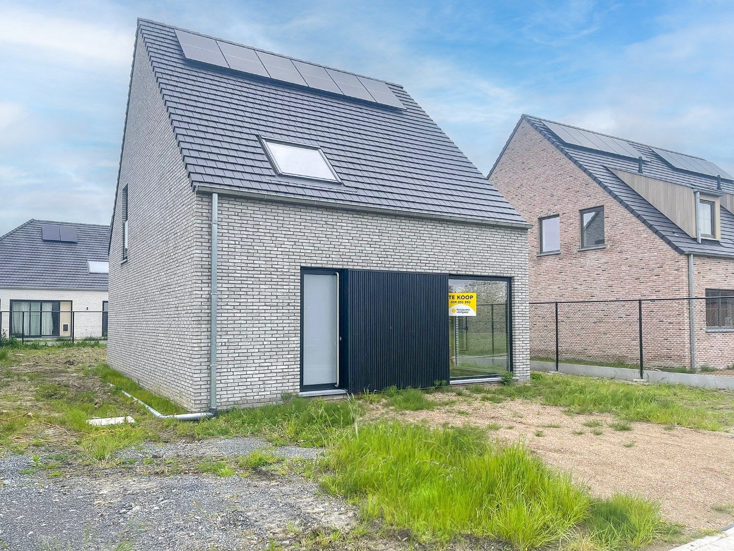 Moderne alleenstaande woning nabij centrum Houthulst foto 4