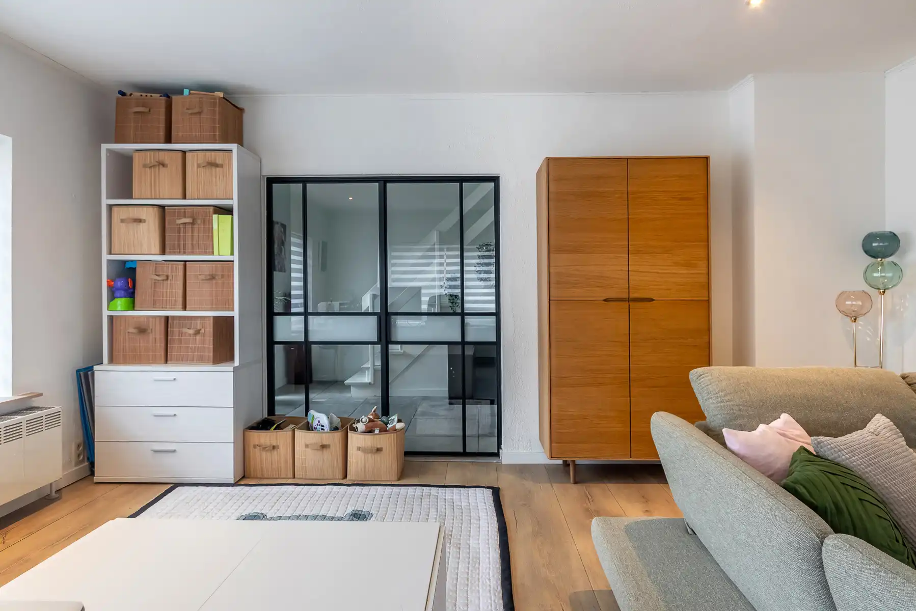 Ruime, gerenoveerde gezinswoning met 3 slaap- en 2 badkamers foto 8