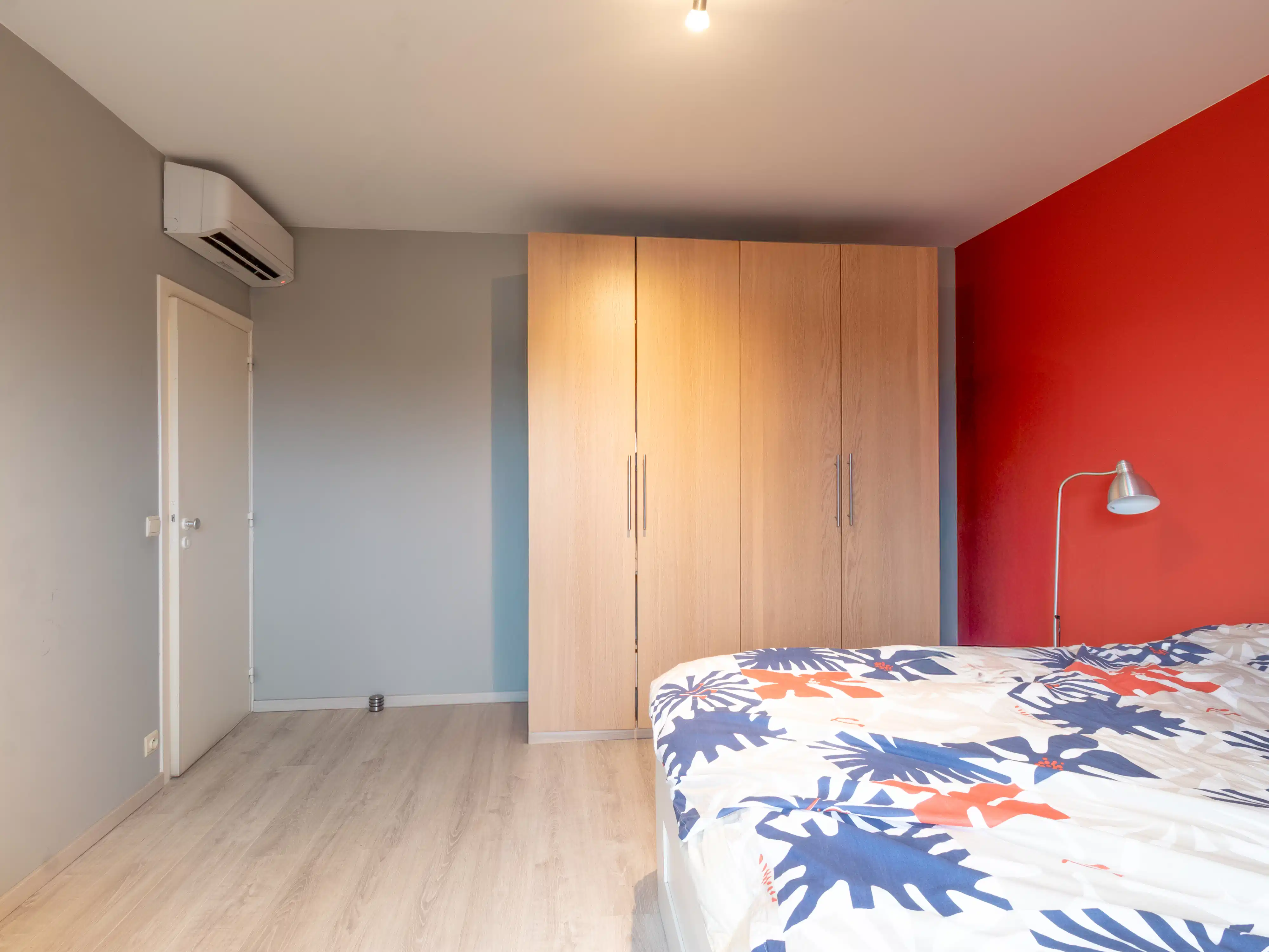 Instapklaar appartement met terras en airco in Merksem foto 10