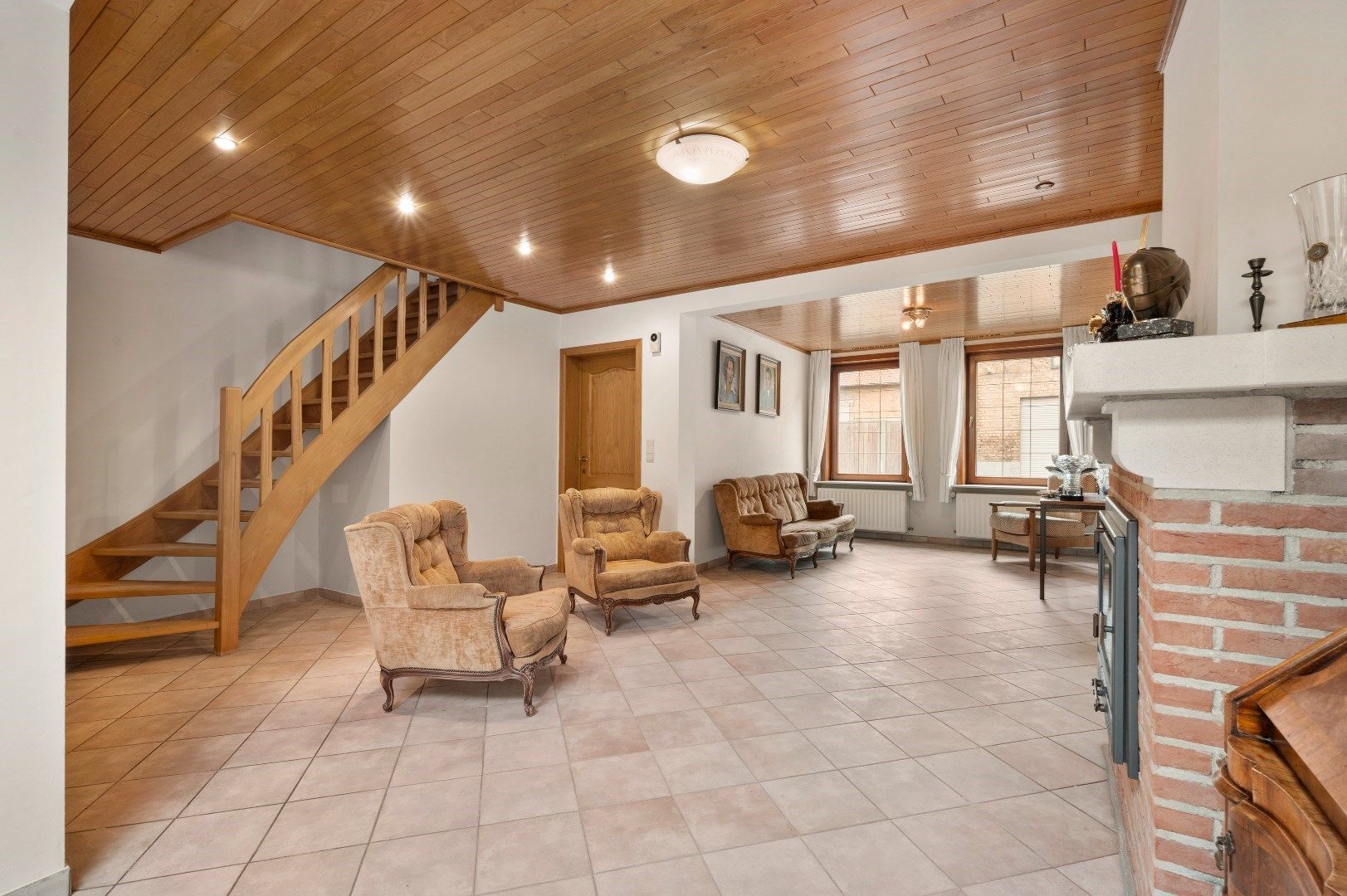 Verrassend ruime woning met 2 slaapkamers en gezellige tuin. foto 10