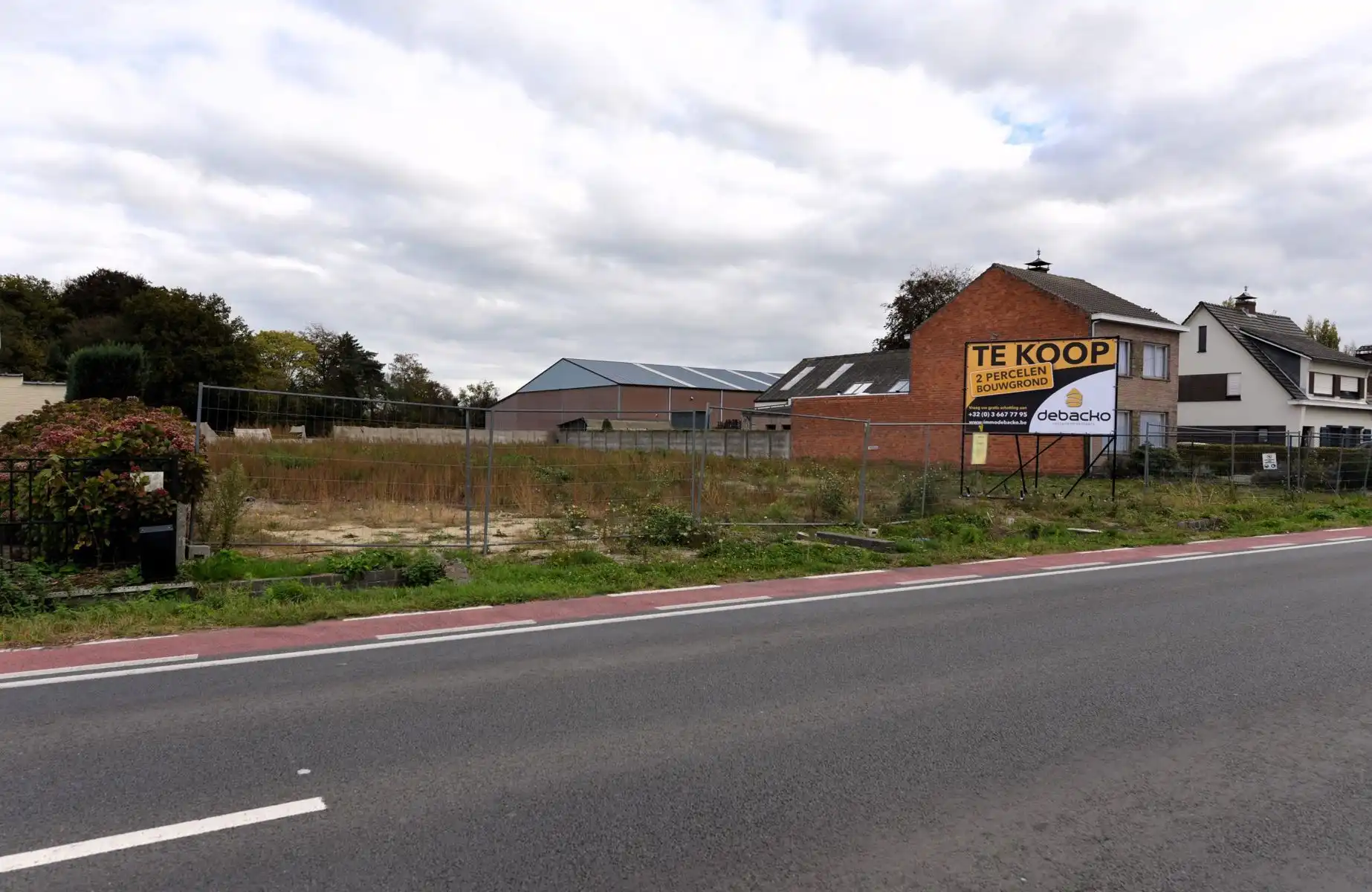 Grond te koop foto {{pictureIndex}}