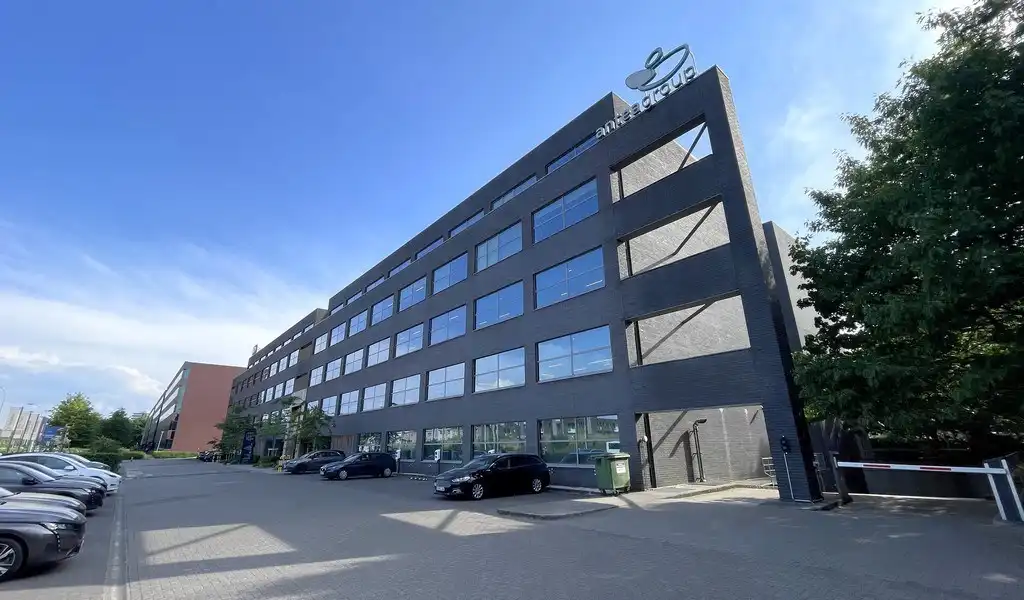 Kantoorruimte te huur in The Sage Berchem foto {{pictureIndex}}