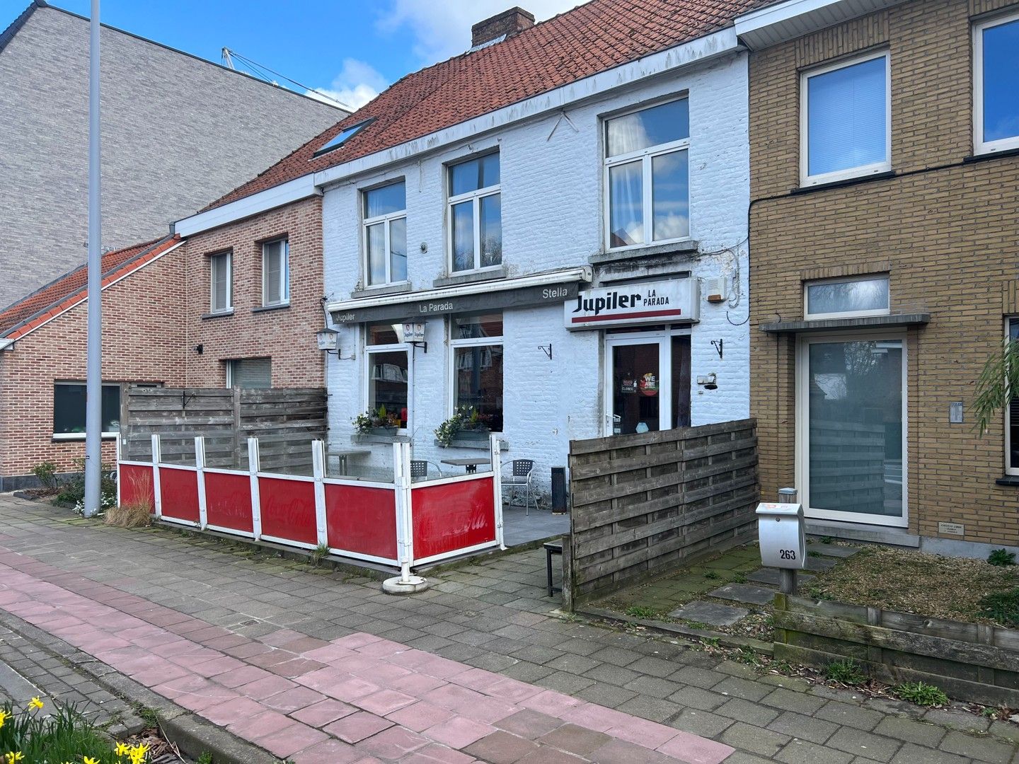 Te renoveren handelspand met woonst op toplocatie foto 3