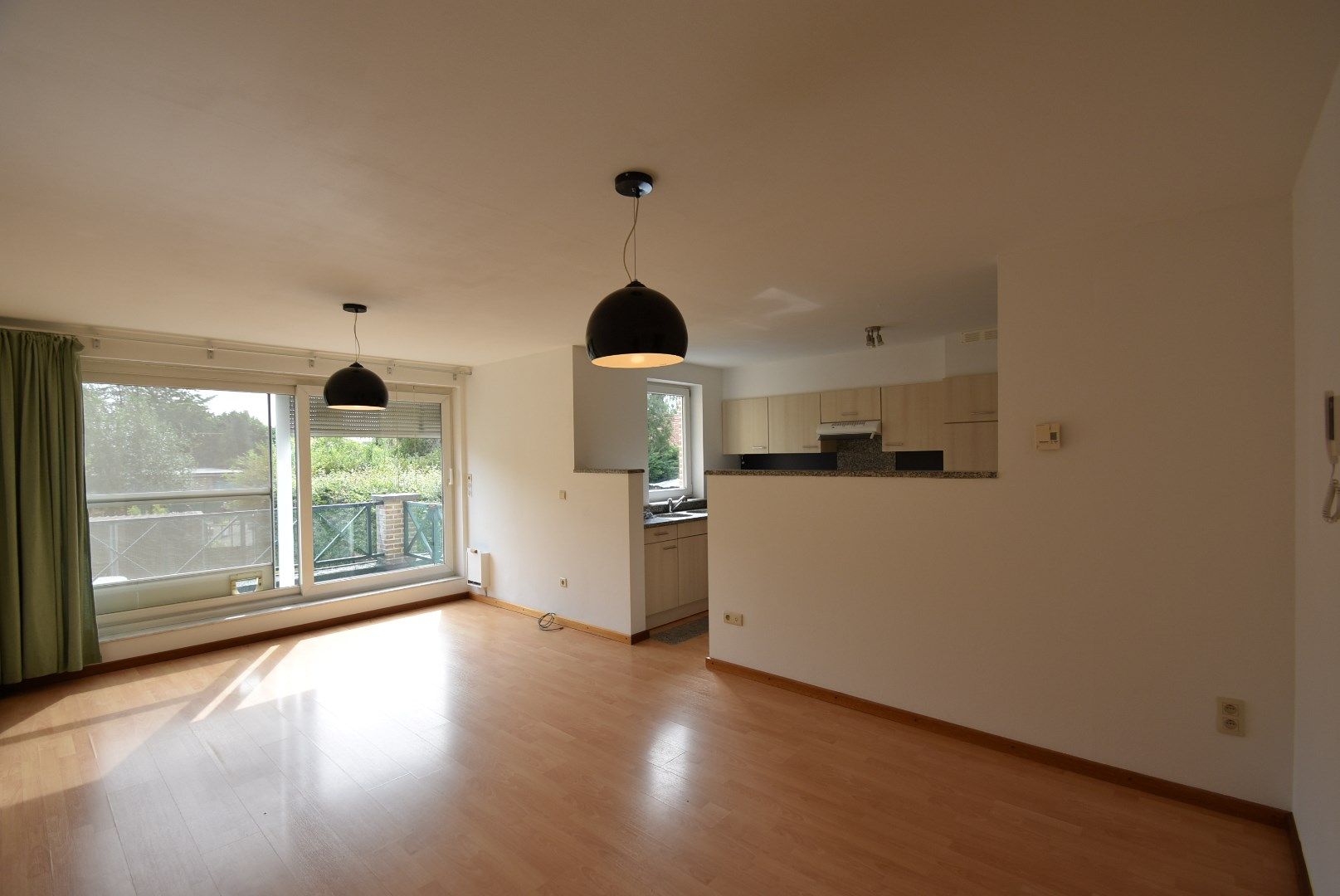 Betaalbaar appartement met 2 slaapkamers, terras en garage vlakbij centrum van Beverst foto 3