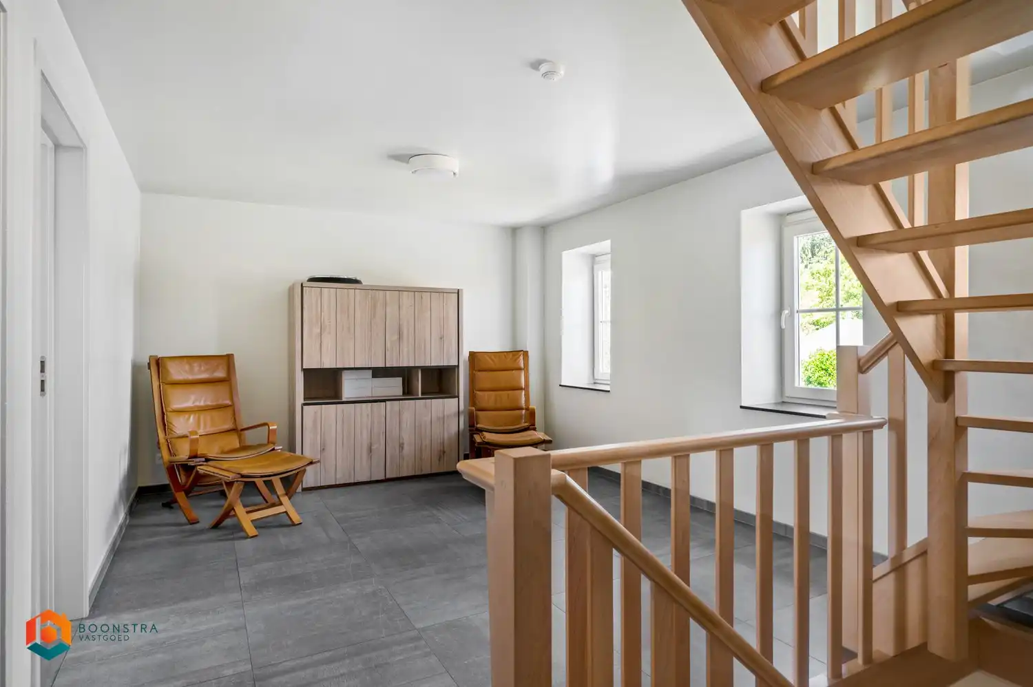 Energiezuinige woning op perceel van 527 m² met 4 slpks en bureau foto 11