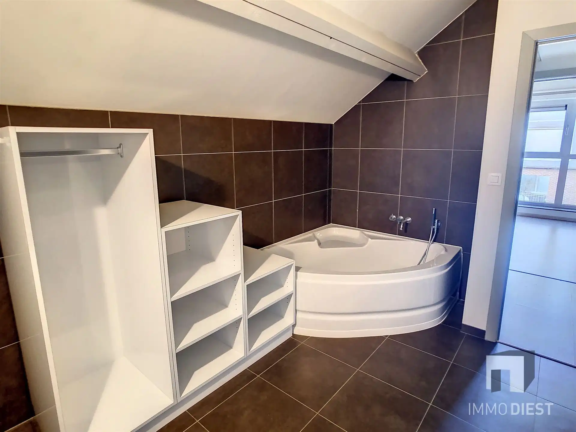 Ruim duplex appartement in het centrum van Diest foto 21