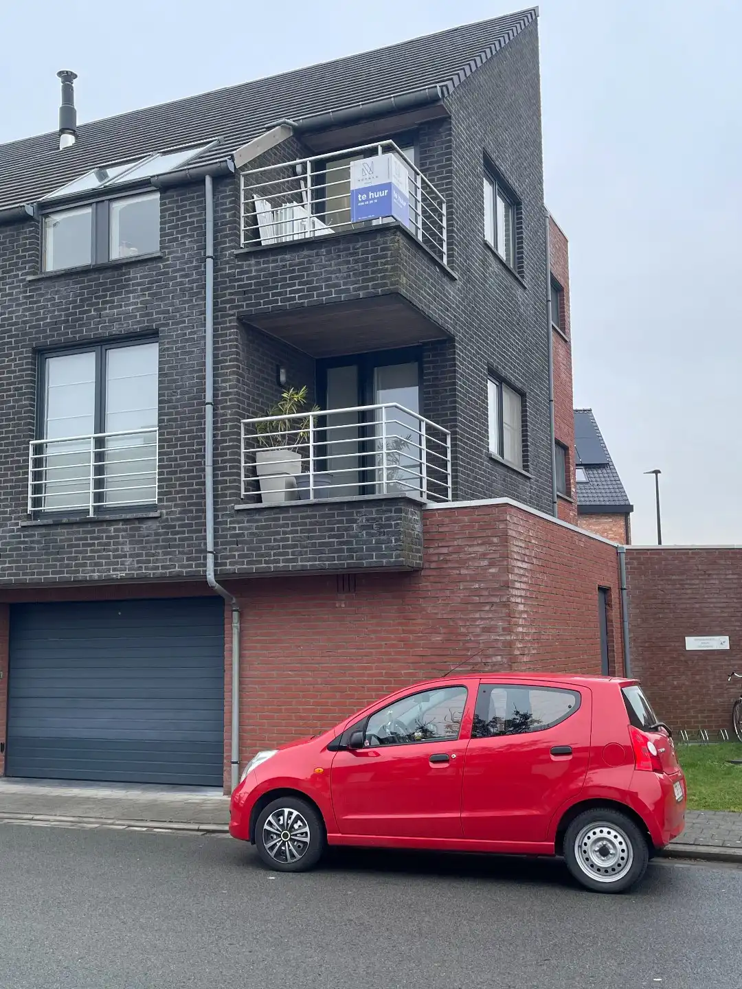 Hedendaags, tof 2 slaapkamer appt met terras in Kuurne. foto 13