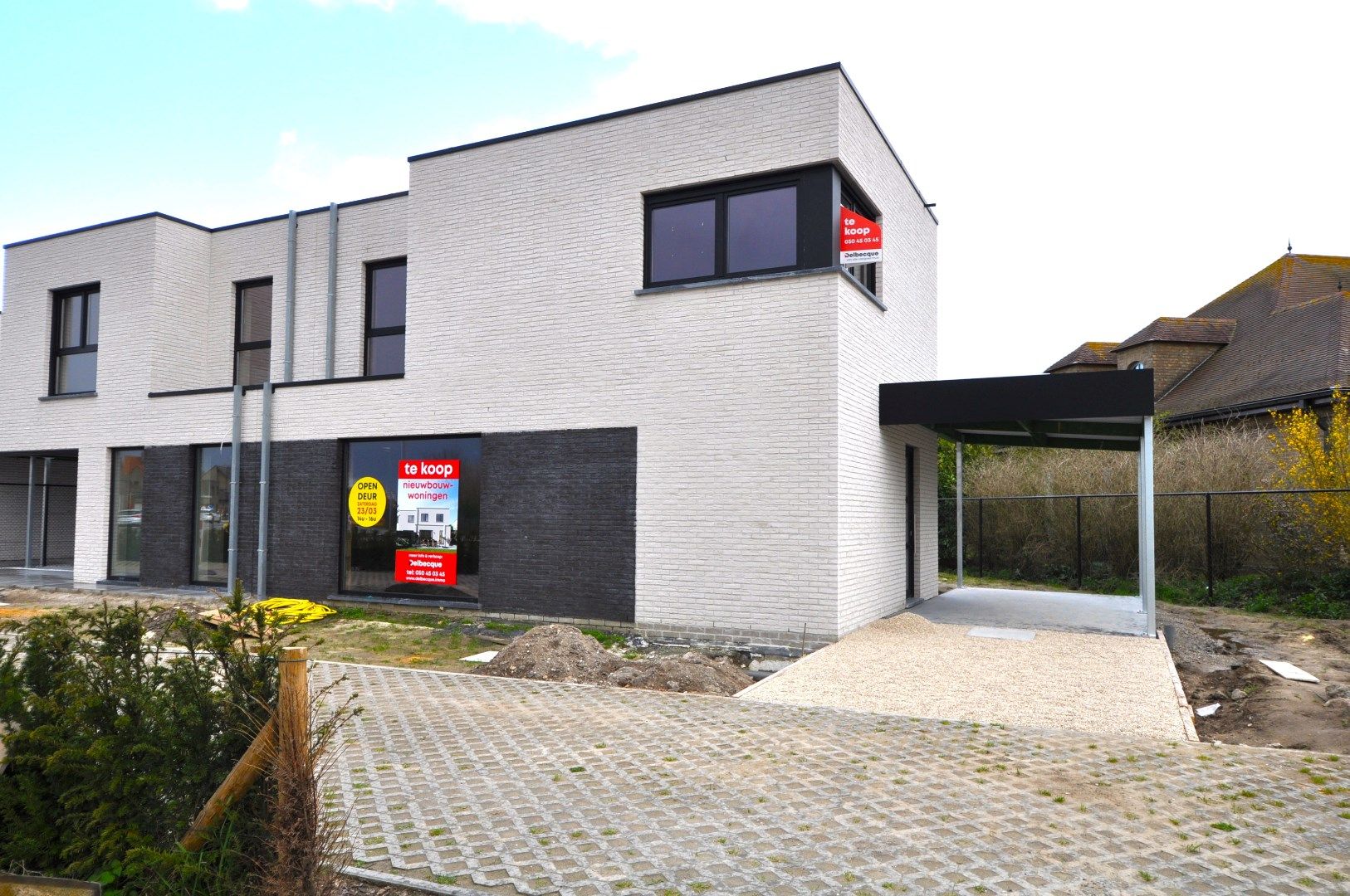 Deze half open woning  lot 4 maakt deel uit van een kleinschalig project bestaande uit 4 nieuwbouwwoningen te Middelkerke. foto 1