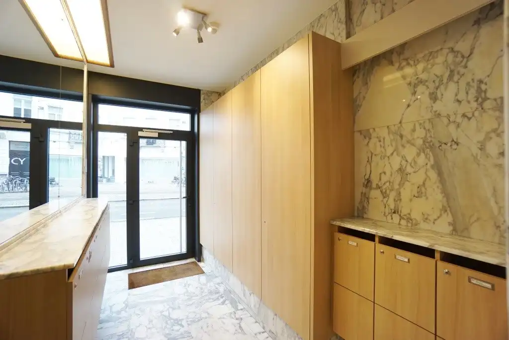 Ruim instapklaar appartement met 3 slaapkamers foto 13