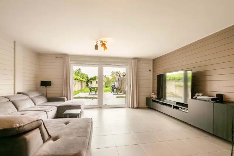 🏡 Ruime gezinswoning met tal van mogelijkheden, dubbele garage én zonnige tuin! ☀️ foto 7