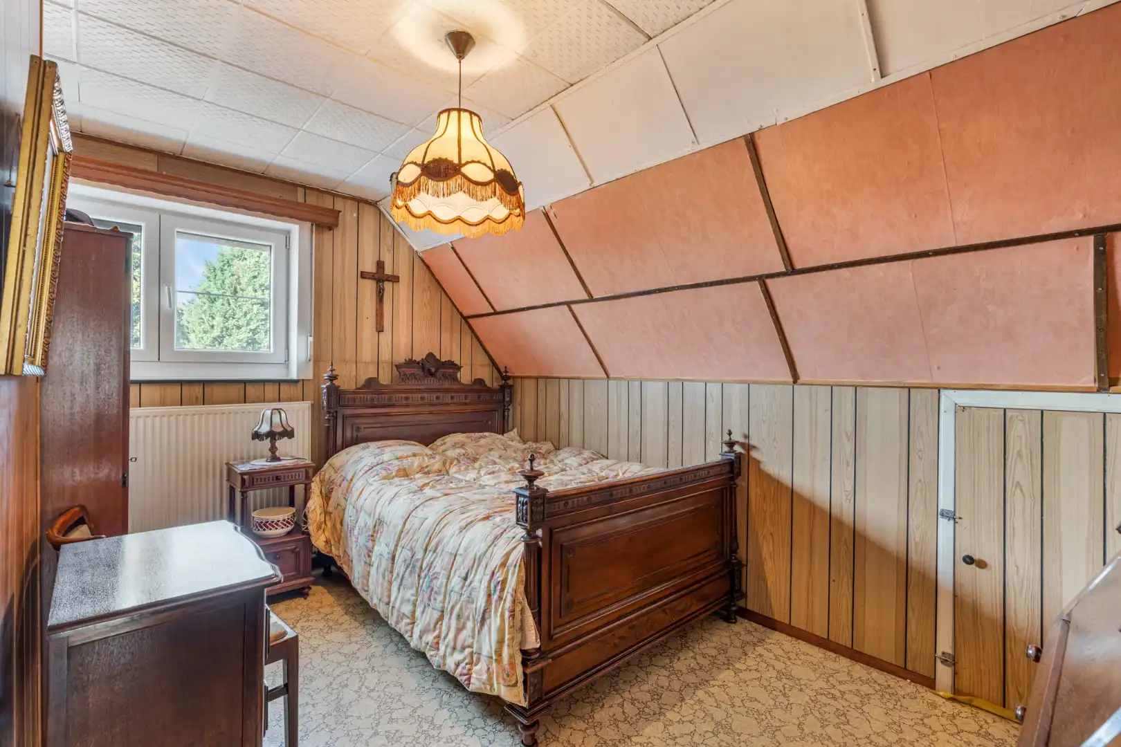 Halfvrijstaande gezinswoning met veel mogelijkheden op een perceel van 8are!  foto 21