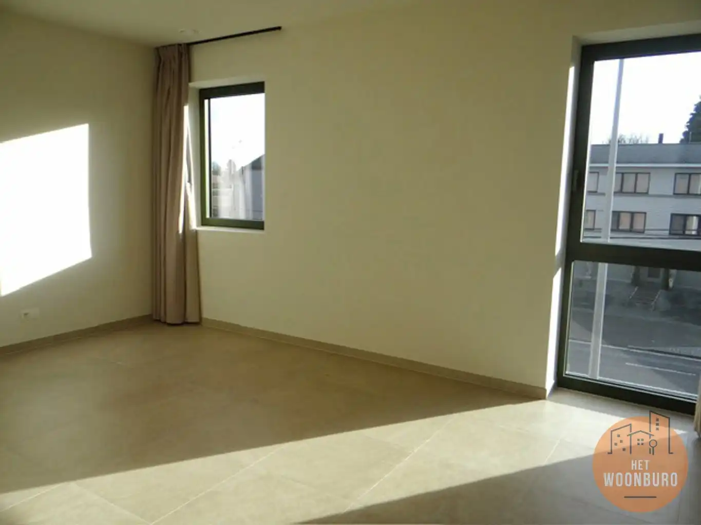 Nieuwbouw appartement 2 slpks, terras en autostaanplaats foto 8