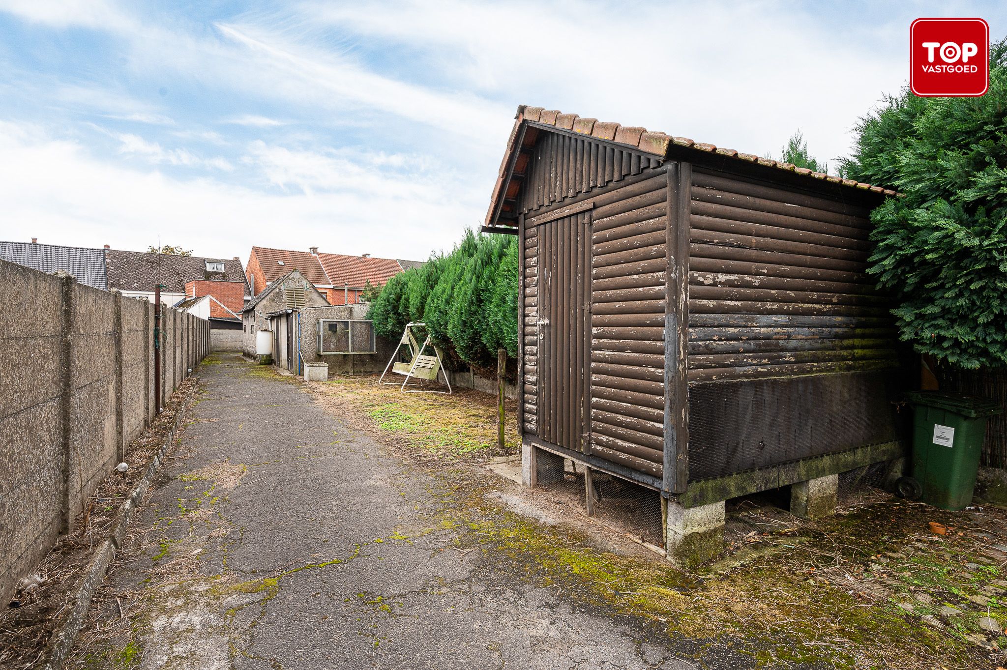 Te renoveren woning met 4 slaapkamers op perceel grond van 1605m² foto 25