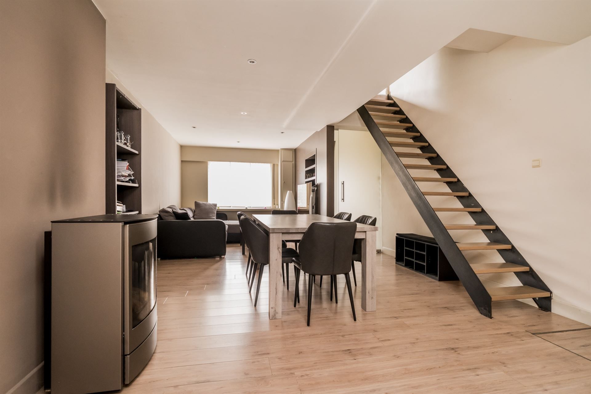 Instapklare woning met 3/4 slpks aan park Bel air! foto 2