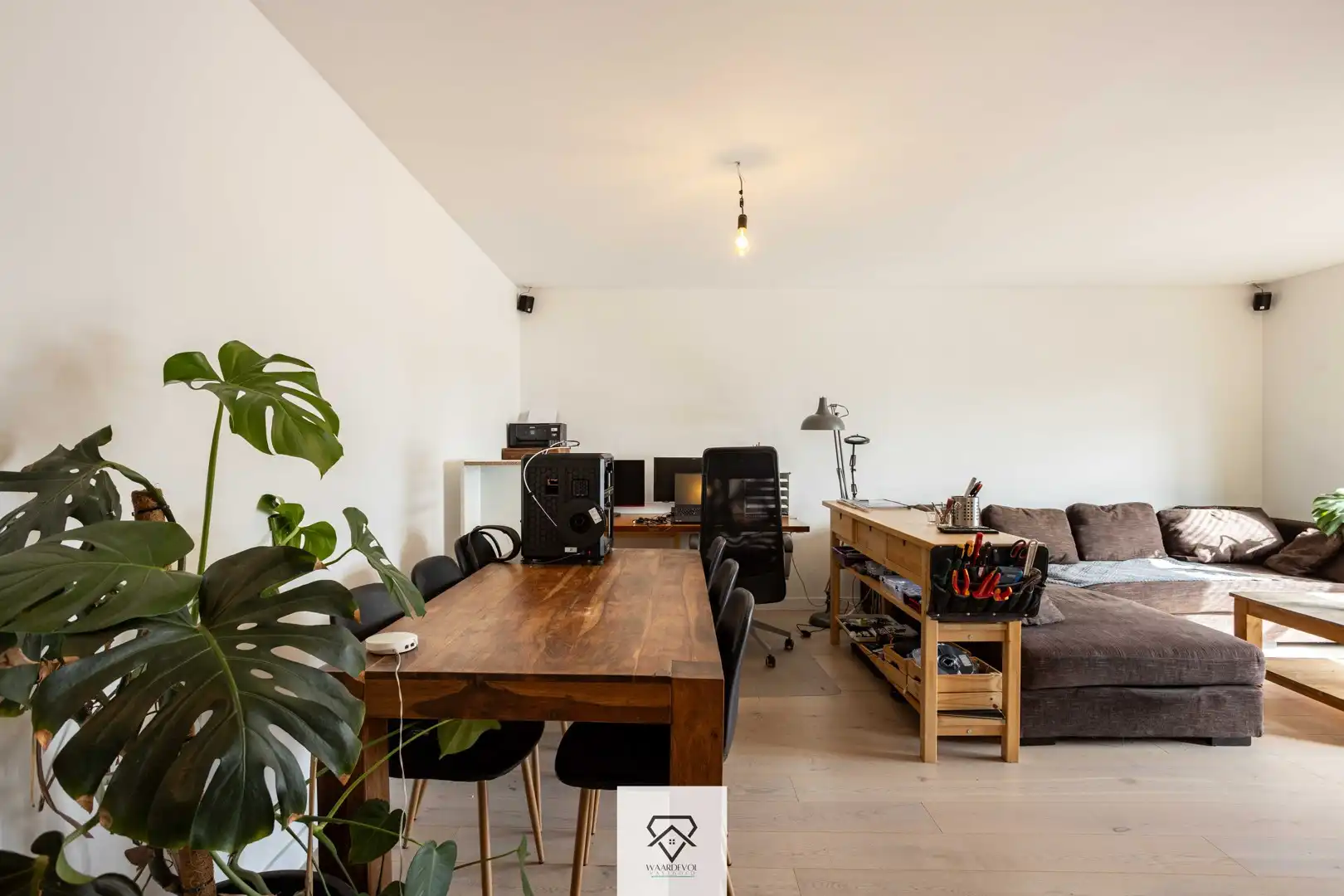 Knap gerenoveerd 2-slaapkamerappartement met zonnig terras in Wondelgem foto 4