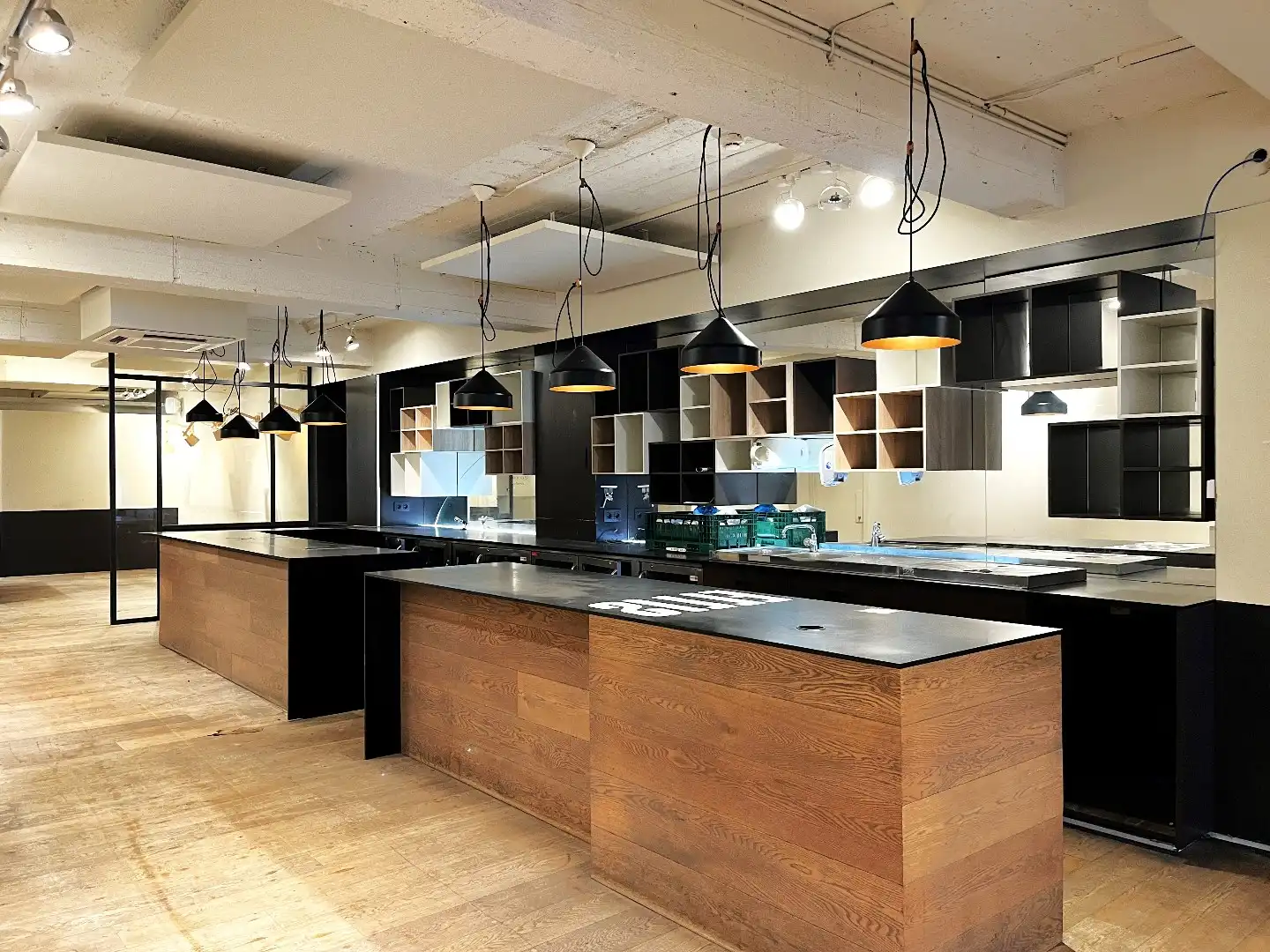 Restaurant te koop centraal op het Rubensplein  foto 4