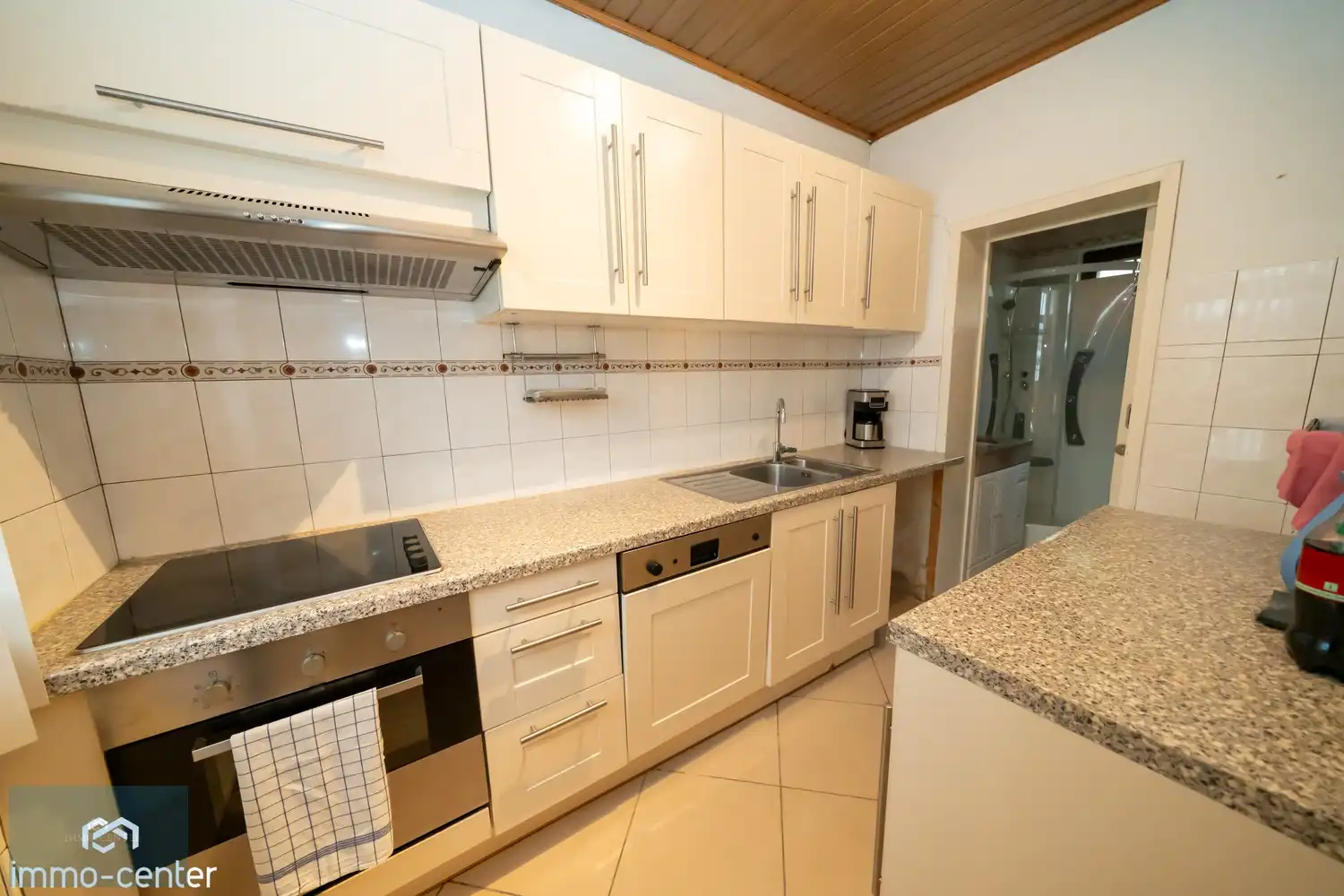 🏡 Gezinswoning met karakter in het hart van Waterschei – 3 slaapkamers, 2 garages & een royale tuin! foto 15