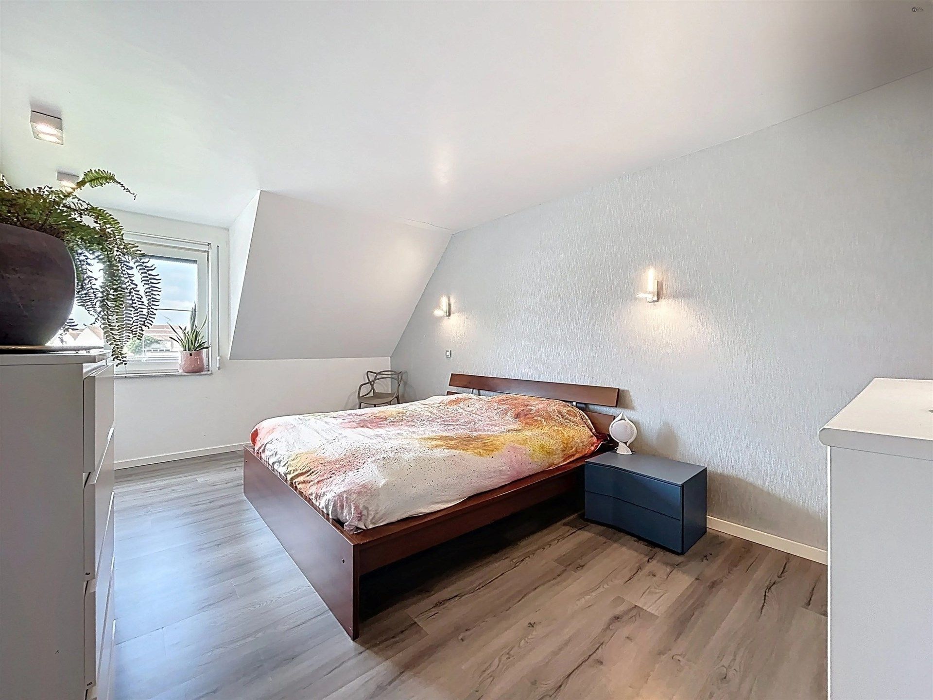 recente energiezuinige  half-open bebouwing met 3 slaapkamers en gezellige tuin! foto 9