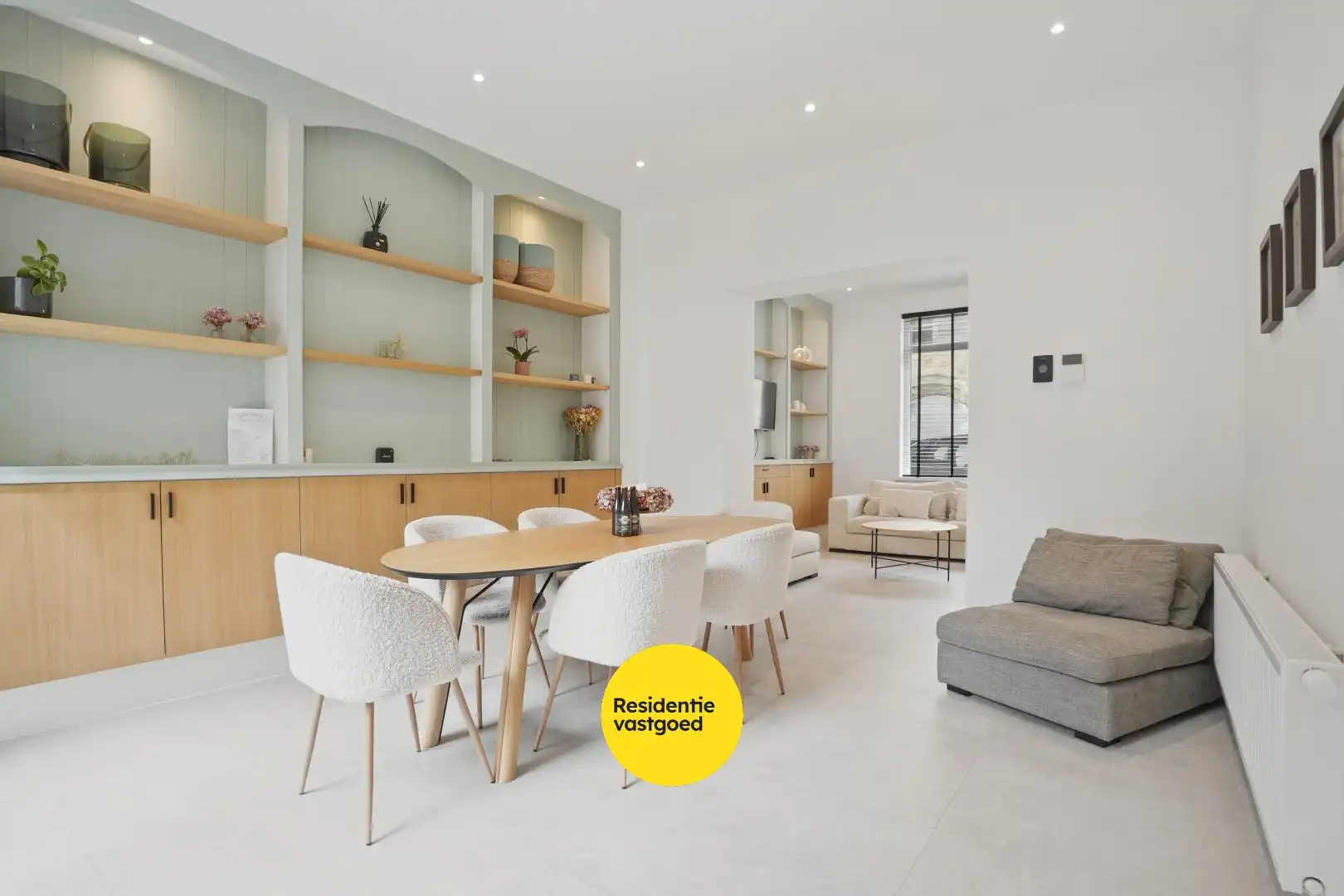 Subliem gerenoveerde herenwoning met 6 slaapkamers inclusief garage in Nieuwpoort-Stad op 135m² foto 9